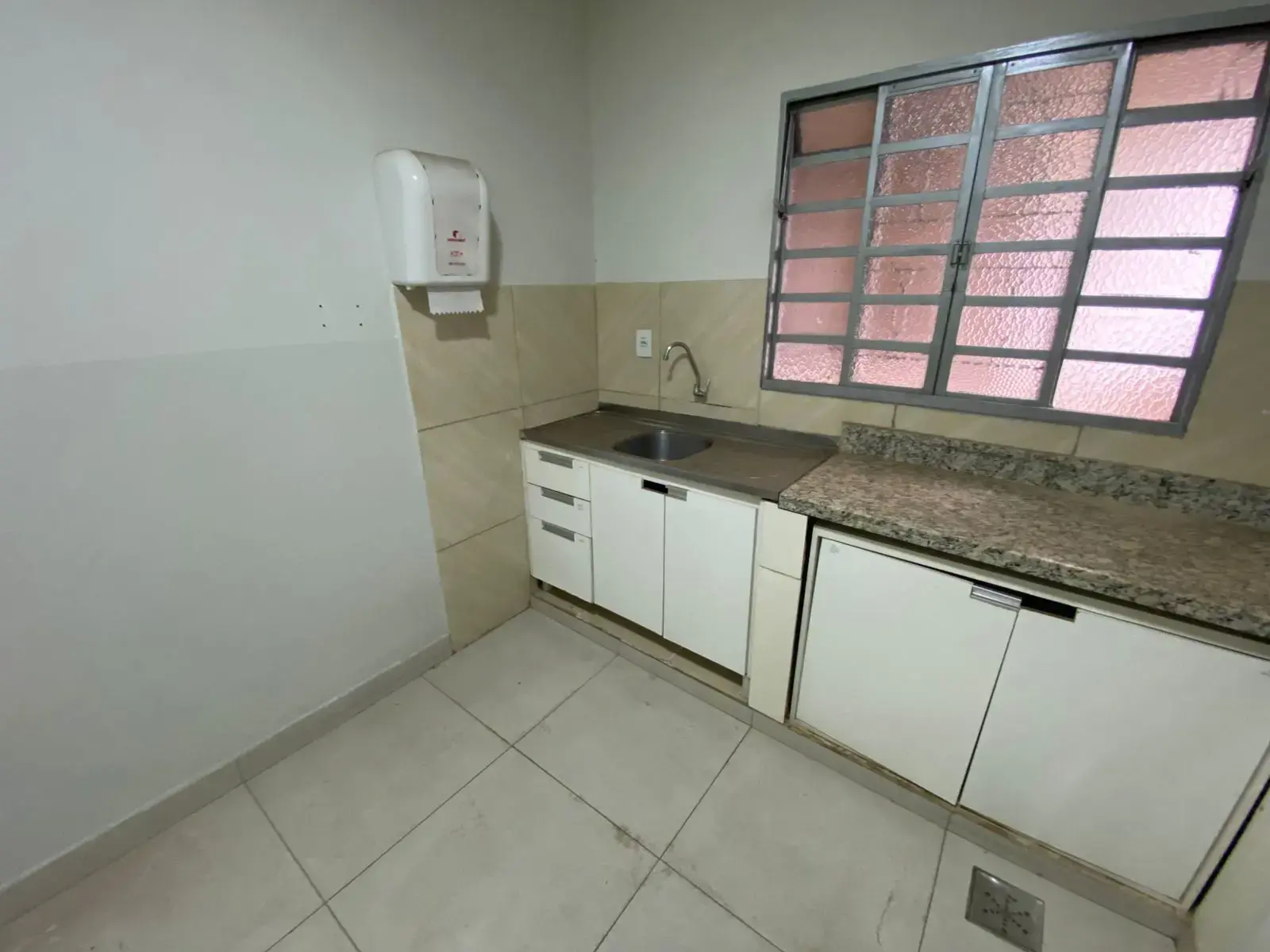Casa Comercial Luizote de Freitas, Uberlândia - MG — foto 2