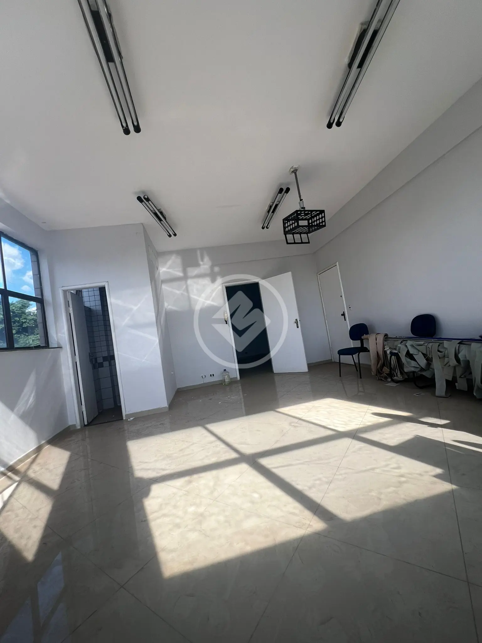 Sala Comercial no Setor dos Funcionários, Goiânia — foto 3 de 6