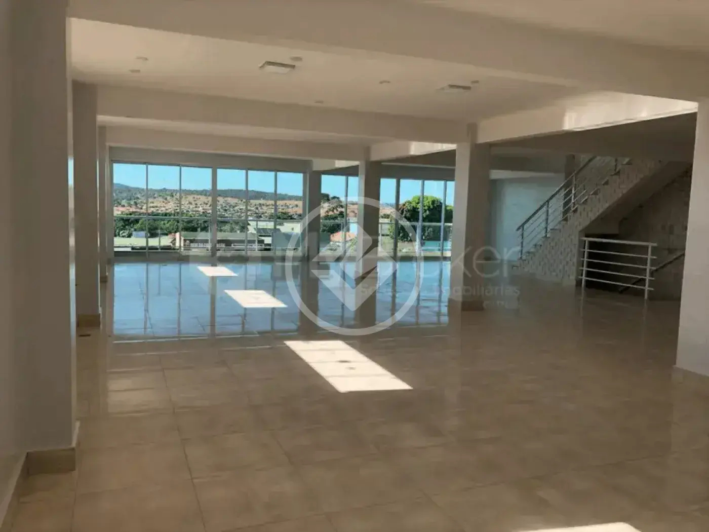 Sala Comercial central, Bonfinópolis - GO — foto 1