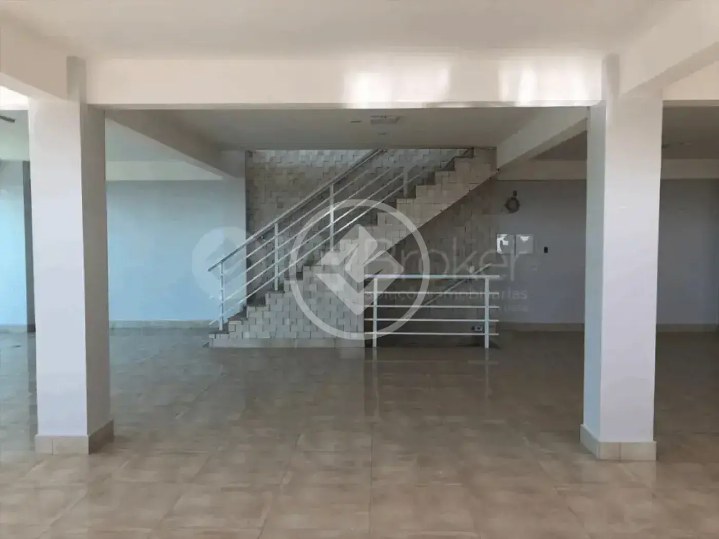 Sala Comercial no central, Bonfinópolis — foto 3 de 6