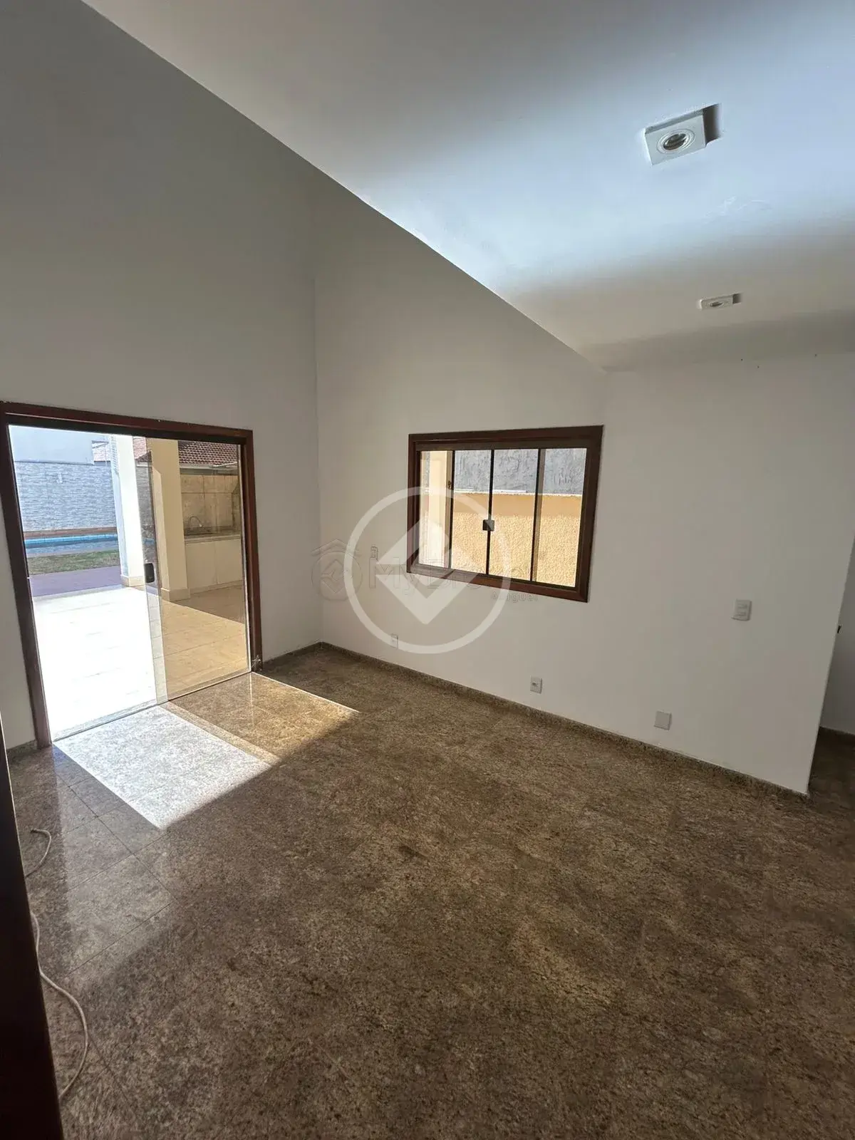 Casa Condomínio 4 quartos no Jardim Florenca, Goiânia — foto 4 de 6