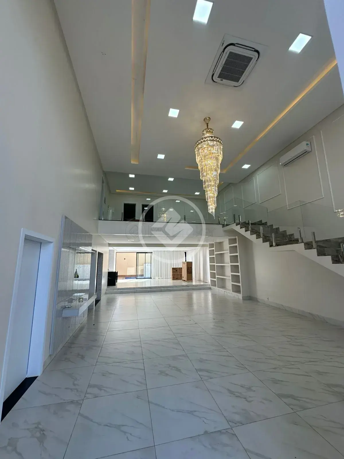 Sobrado Em Condomínio Residencial Goiânia Golfe Clube, Goiânia - GO — foto 1