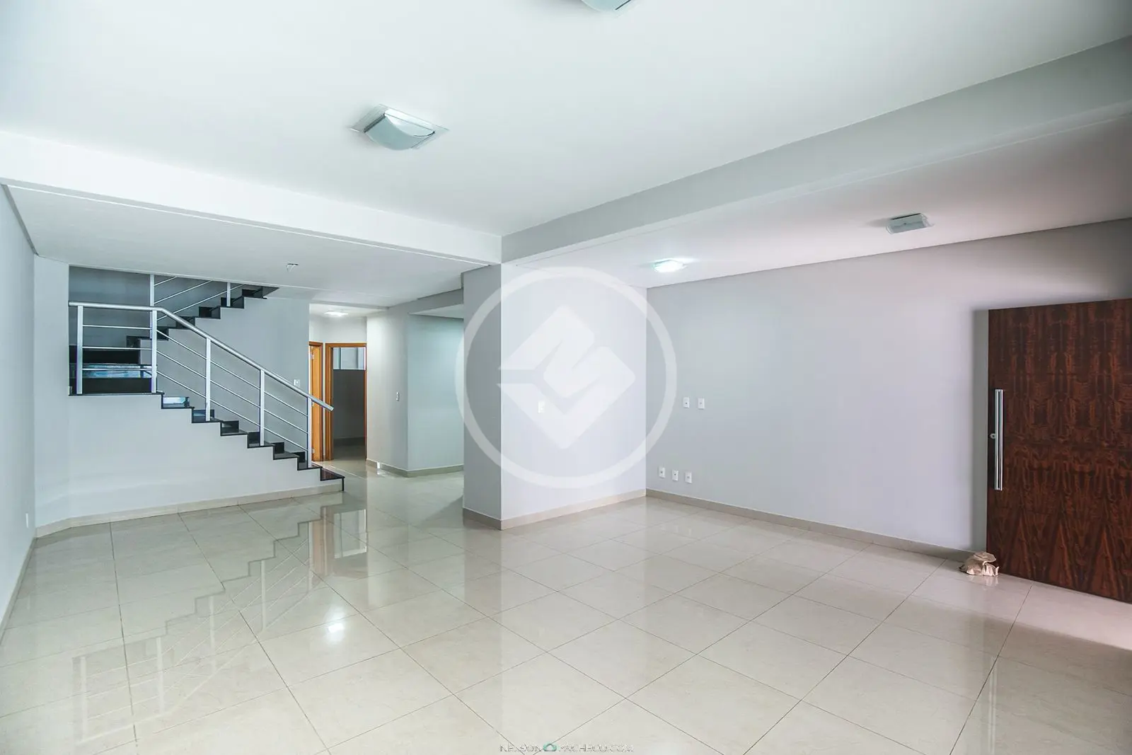 Sobrado 4 quartos no Setor Marista, Goiânia — foto 4 de 6