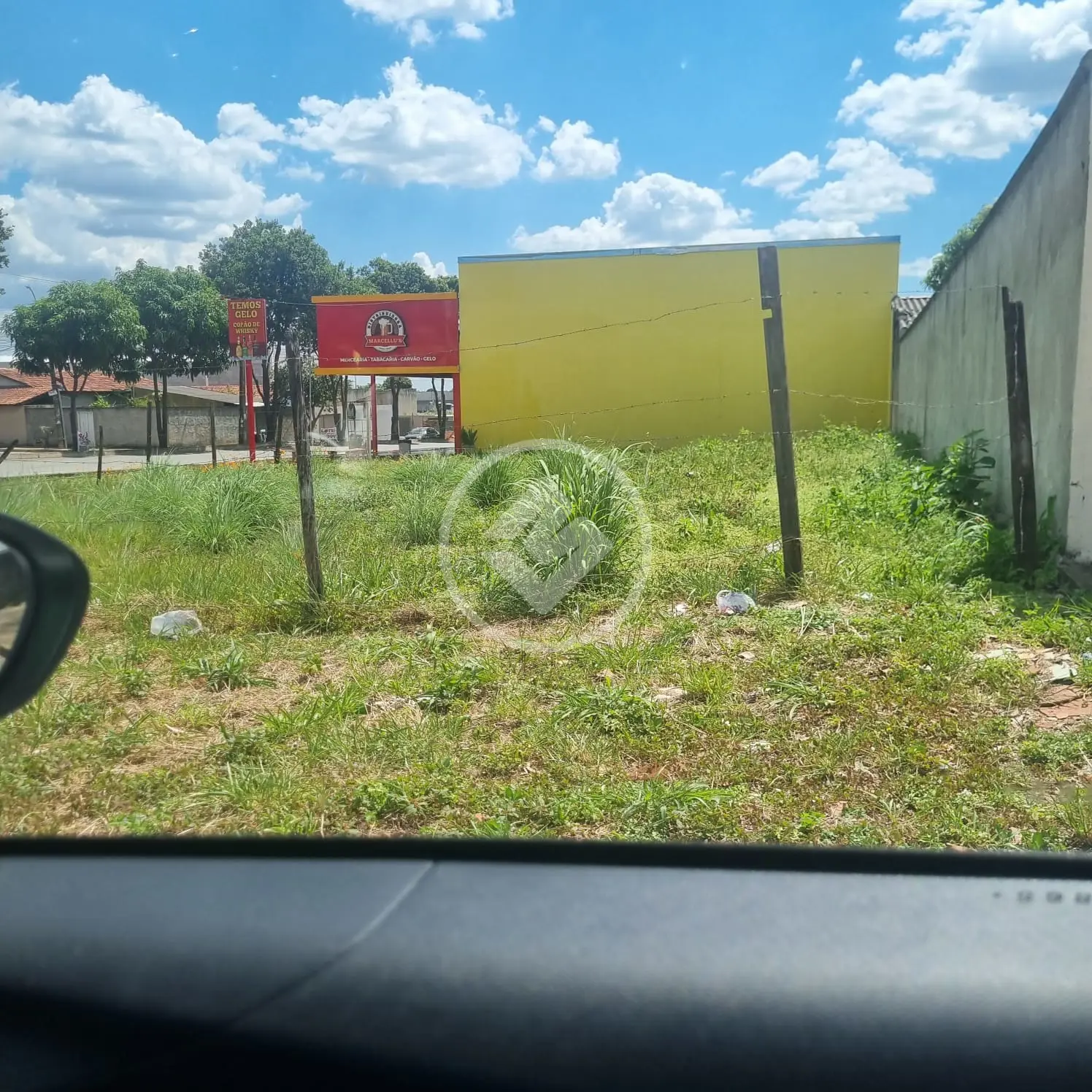 LOTE COM EXCELENTE LOCALIZAÇÃO!!!