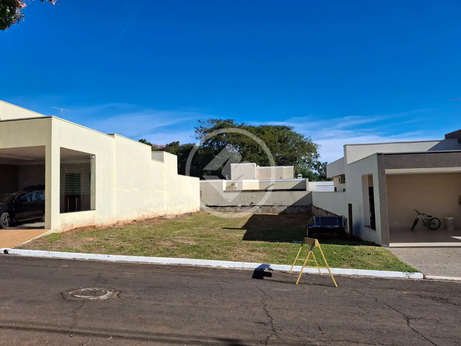 Terreno Condomínio no Pinheiros, Araçatuba — foto 1 de 1