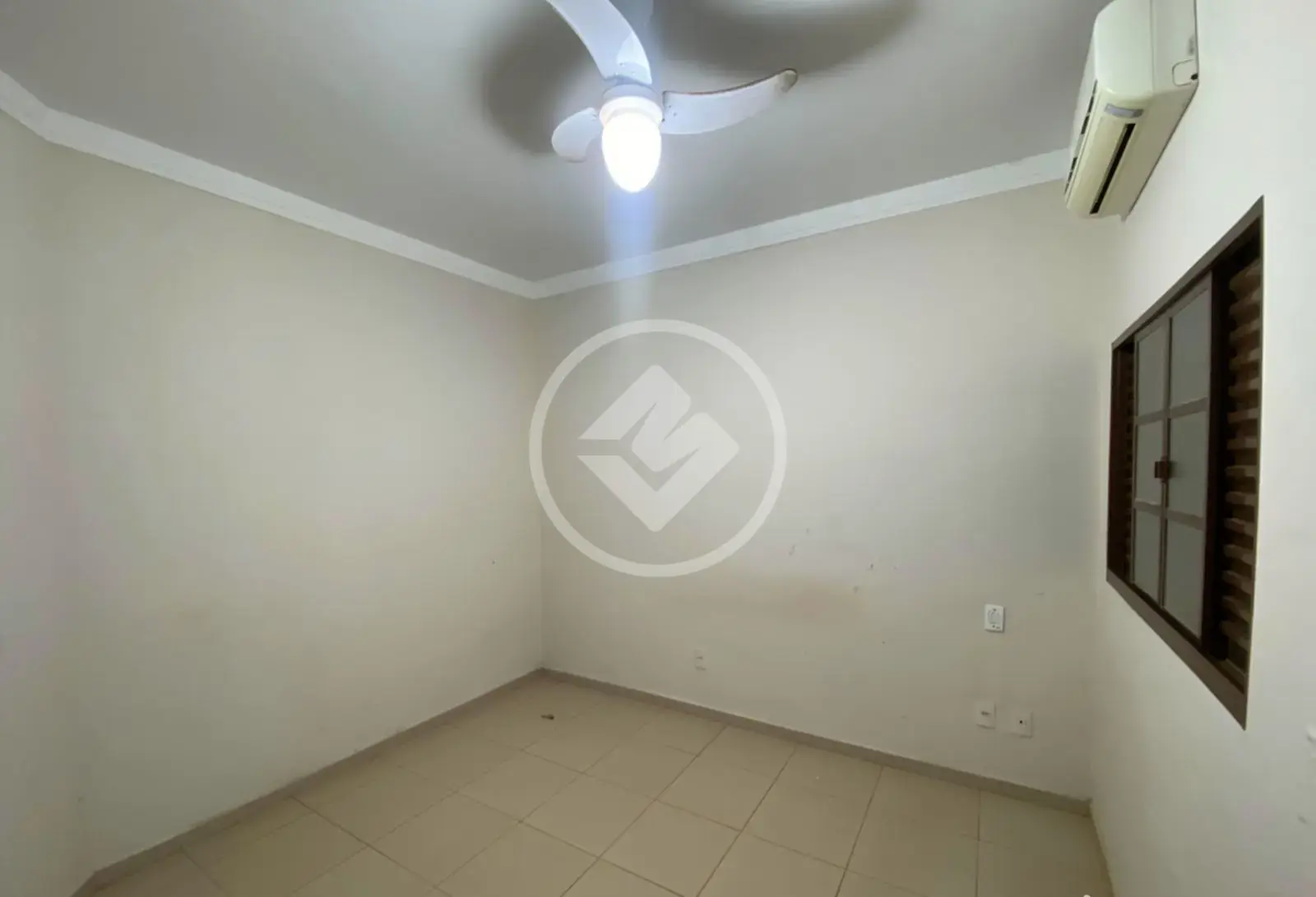 Casa Condomínio 3 quartos no Conjunto Habitacional Doutor Antonio Villela Silva, Araçatuba — foto 3 de 6