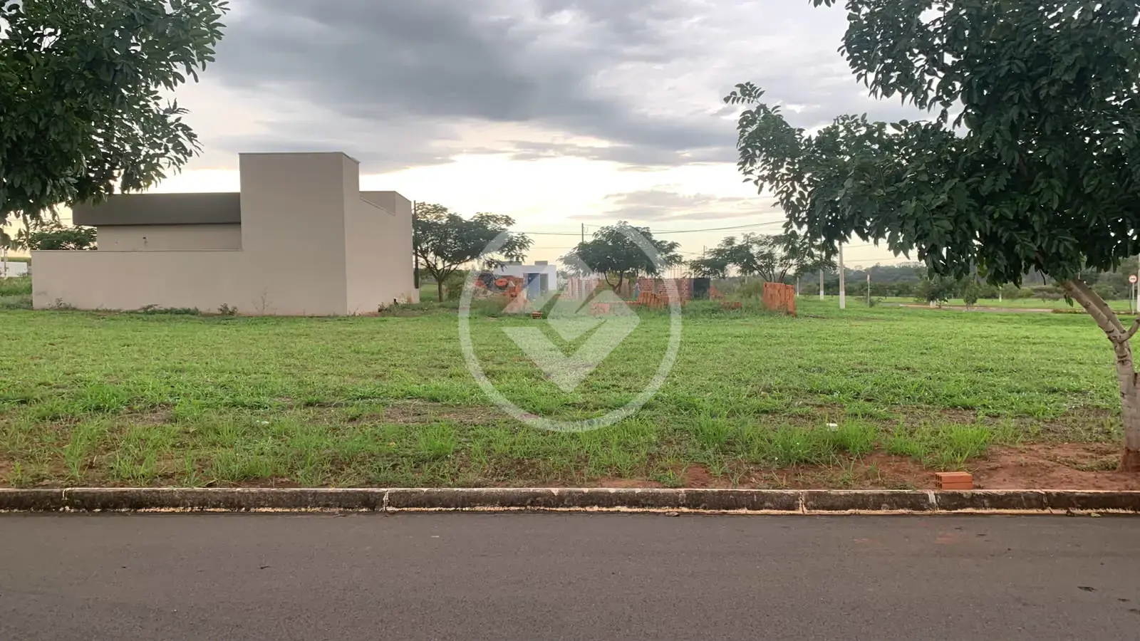 Terreno Condomínio Monterrey, Araçatuba - SP — foto 1