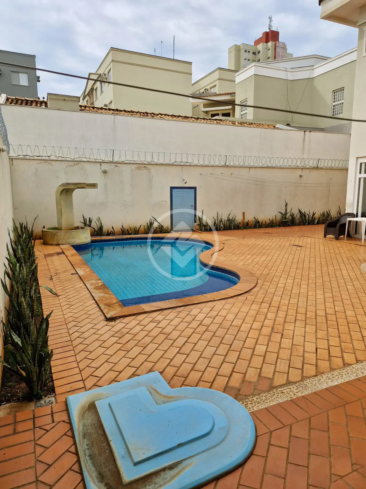 Excelente casa a veda no bairro Saudade.