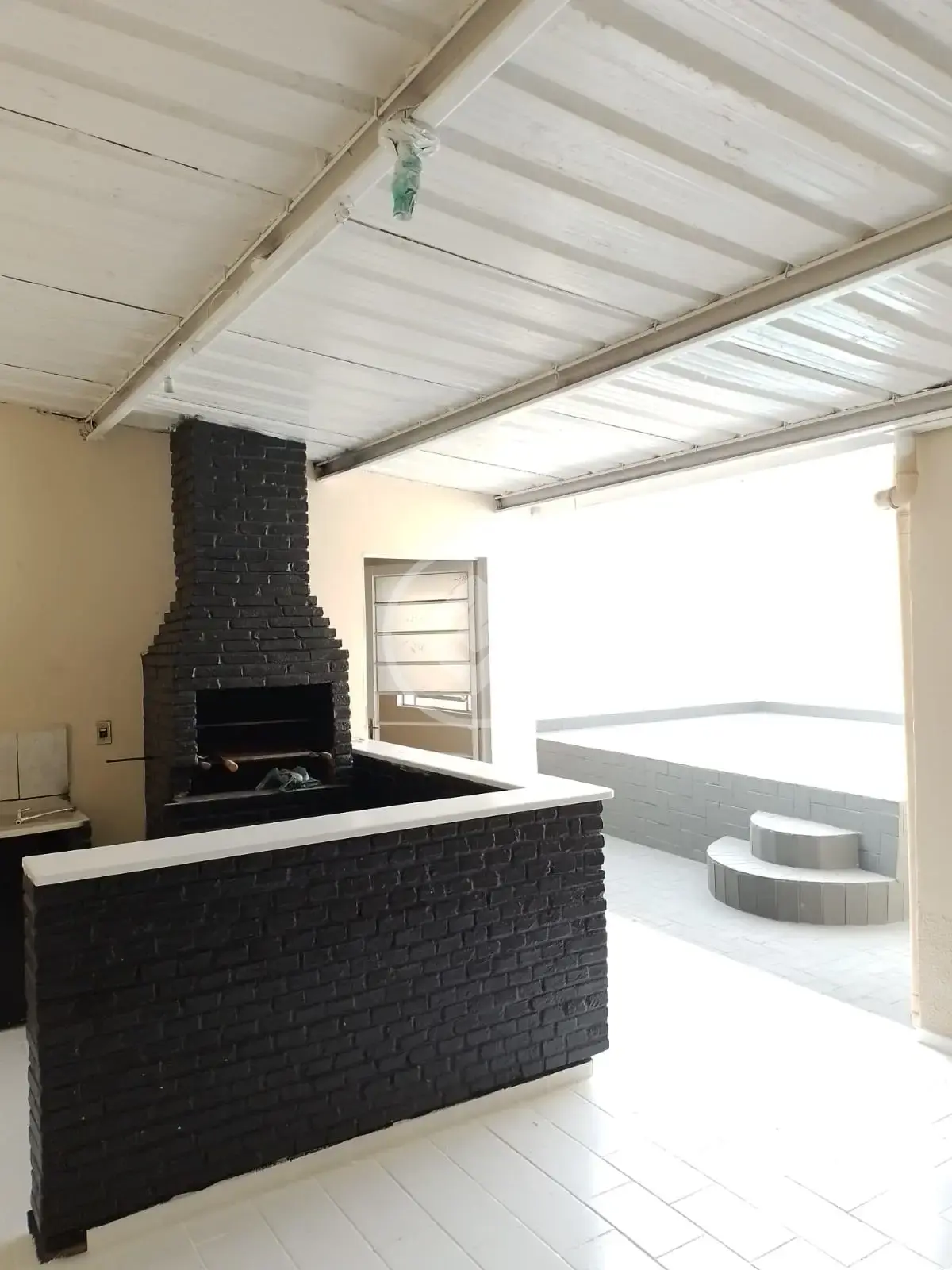 Excelente casa a venda no bairro Con. Hab. Hilda Mandarino.
