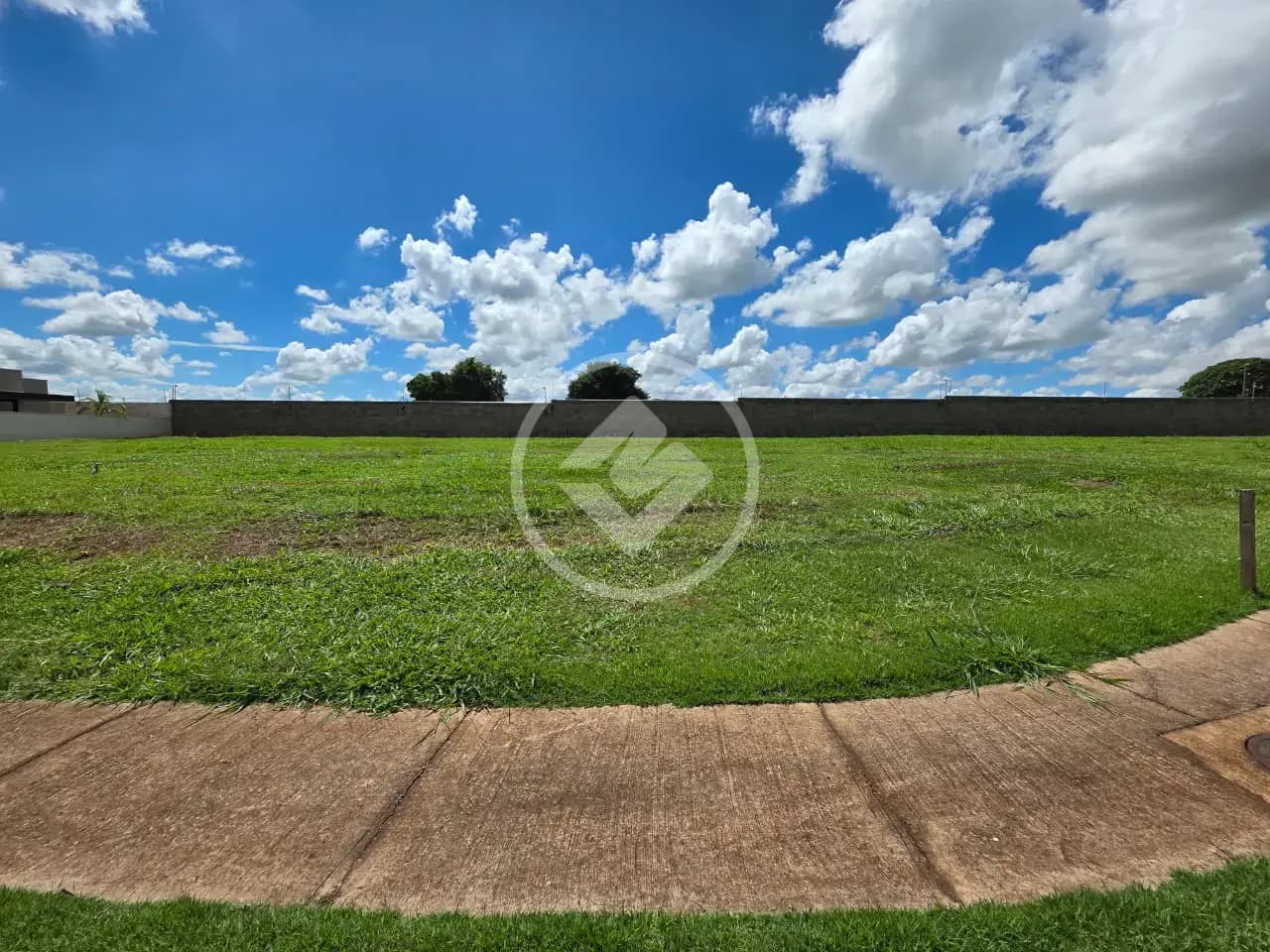 Terreno Condomínio no Condomínio Royal Boulevard Residence e Resort, Araçatuba — foto 4 de 4