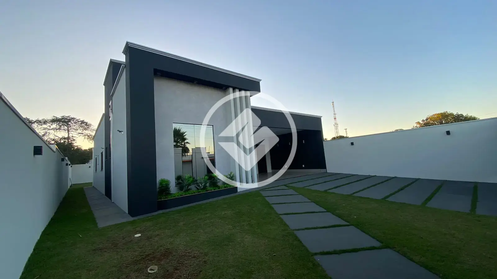 CASA NOVA TÉRREA COM 3 SUÍTES - BAIRRO BOM CLIMA - CHAPADA DOS GUIMARÃES - MATO GROSSO