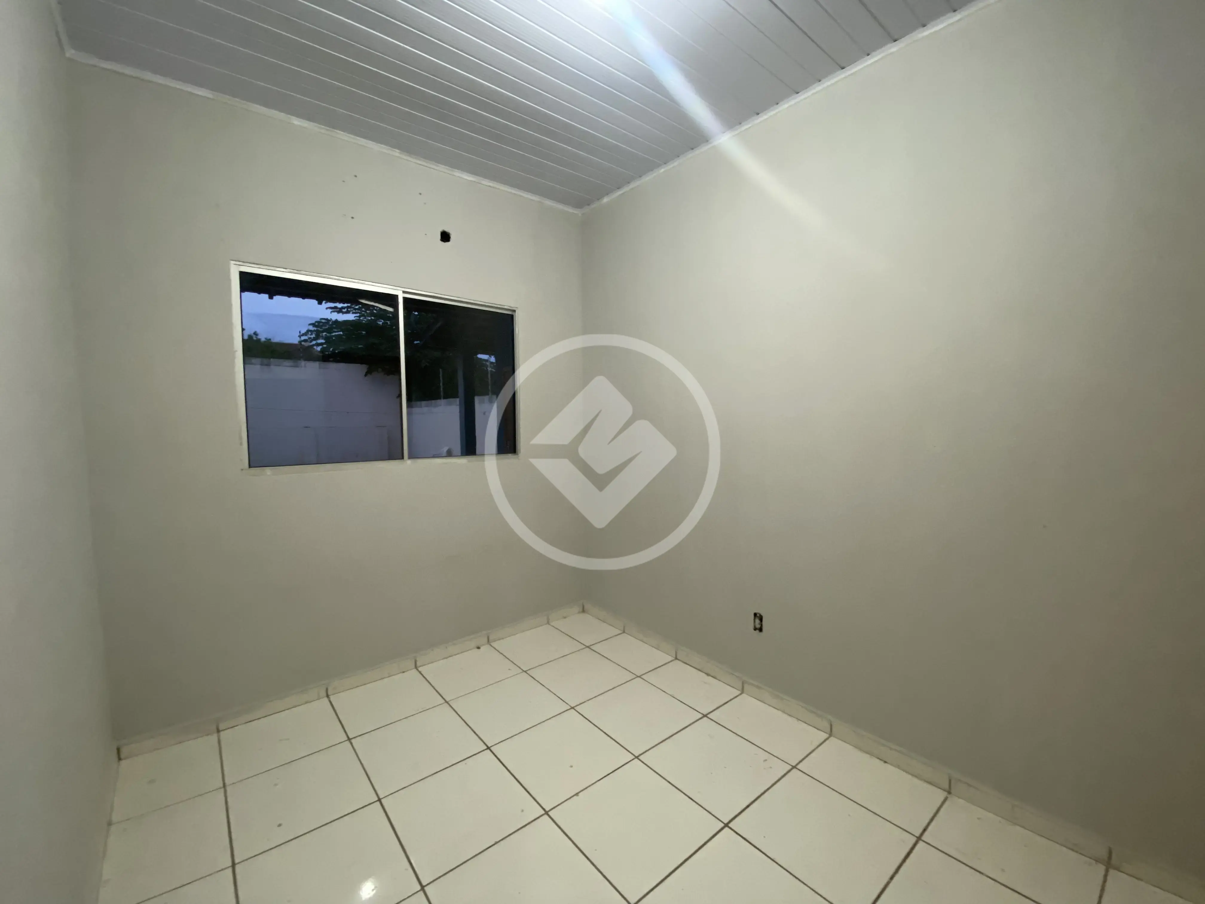 CASA TÉRRE MURADA - BAIRRO CANELAS - R$ 250.000,00 - VÁRZEA GRANDE - PRÓXIMO MARAJA