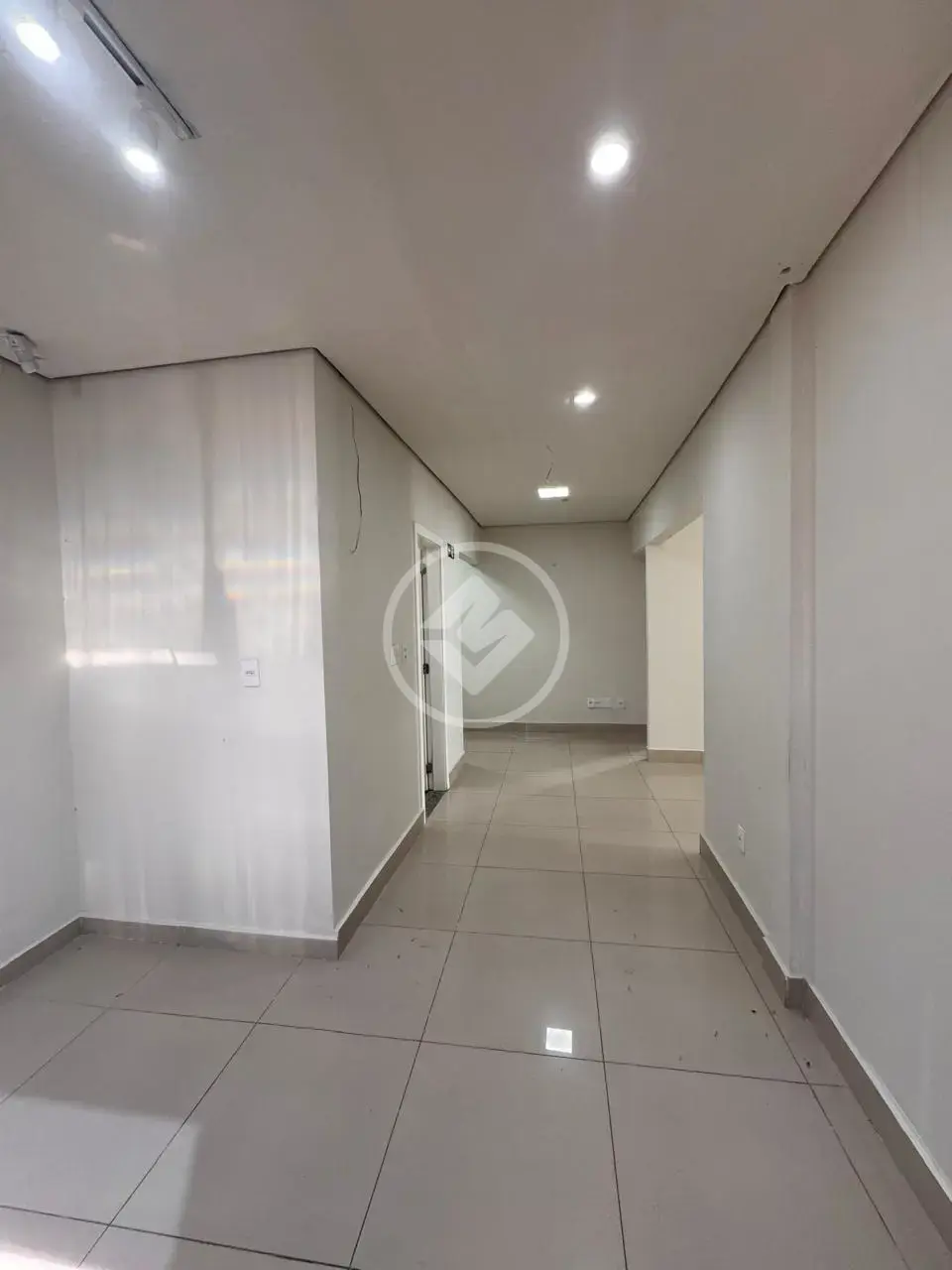 Casa Comercial 10 quartos no JARDIM CUIABÁ, Cuiabá — foto 4 de 6