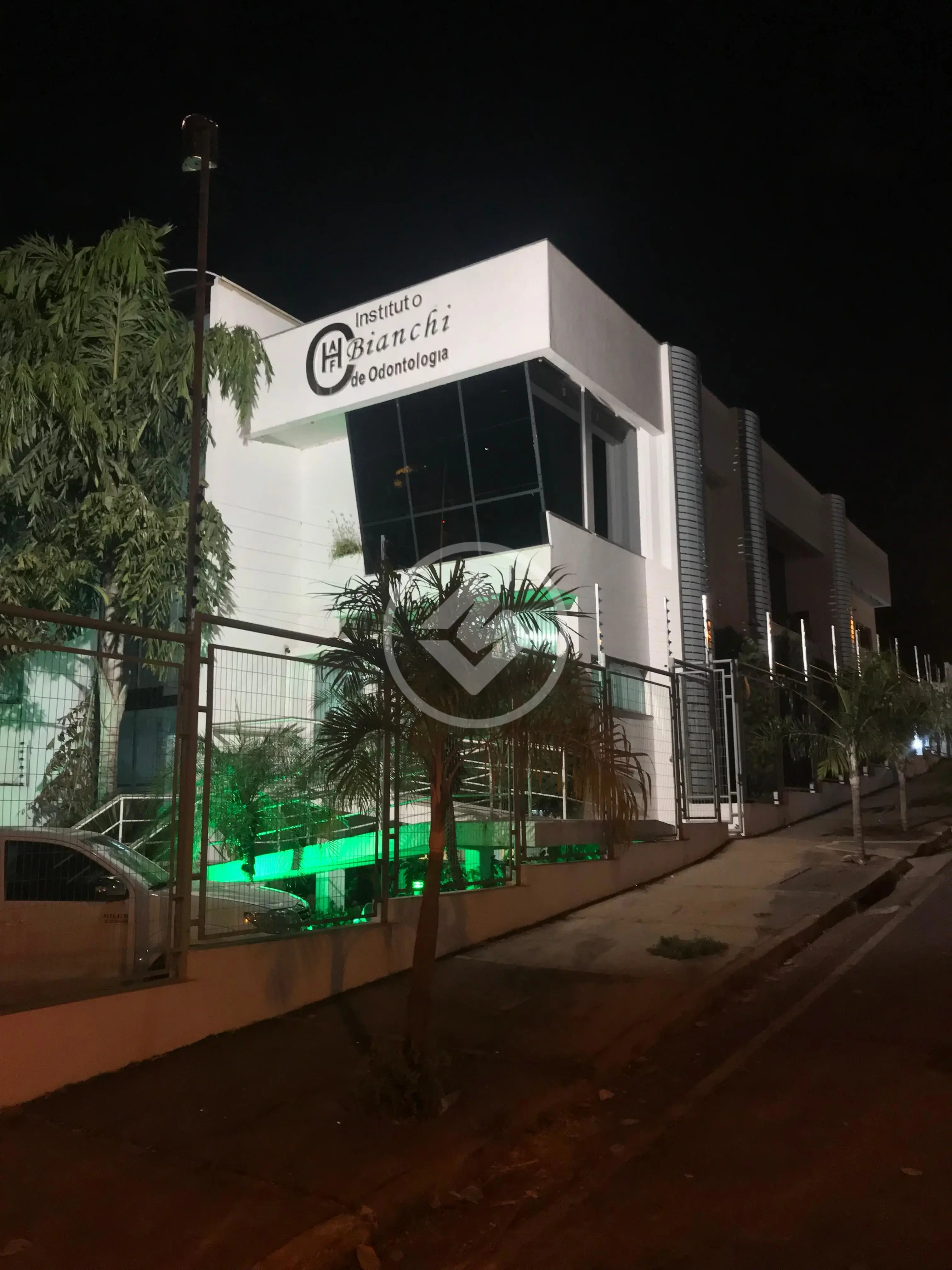 Sala Comercial Pico do Amor, Cuiabá - MT — foto 1