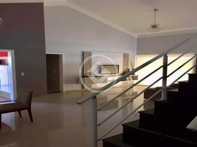 Casa Condomínio Sta. Elisa