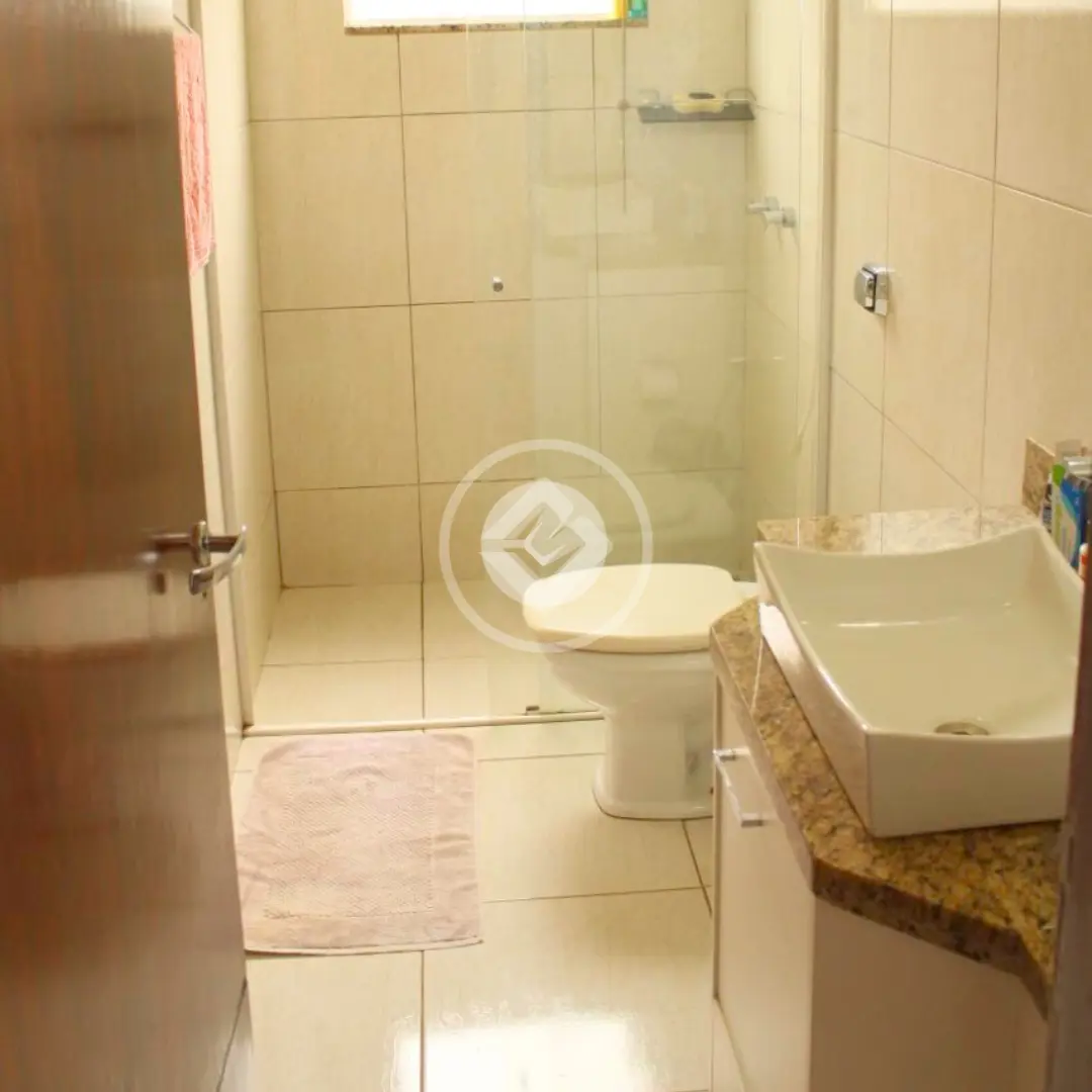 Casa 3 quartos no Guilhermina Vieira Chaer, Araxá — foto 4 de 6