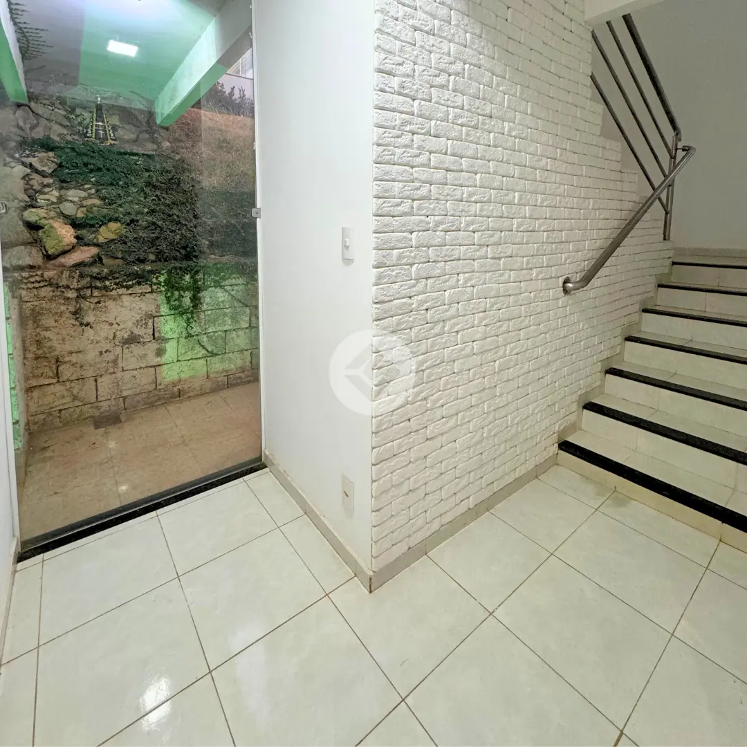 Casa 3 quartos no Guilhermina Vieira Chaer, Araxá — foto 5 de 6