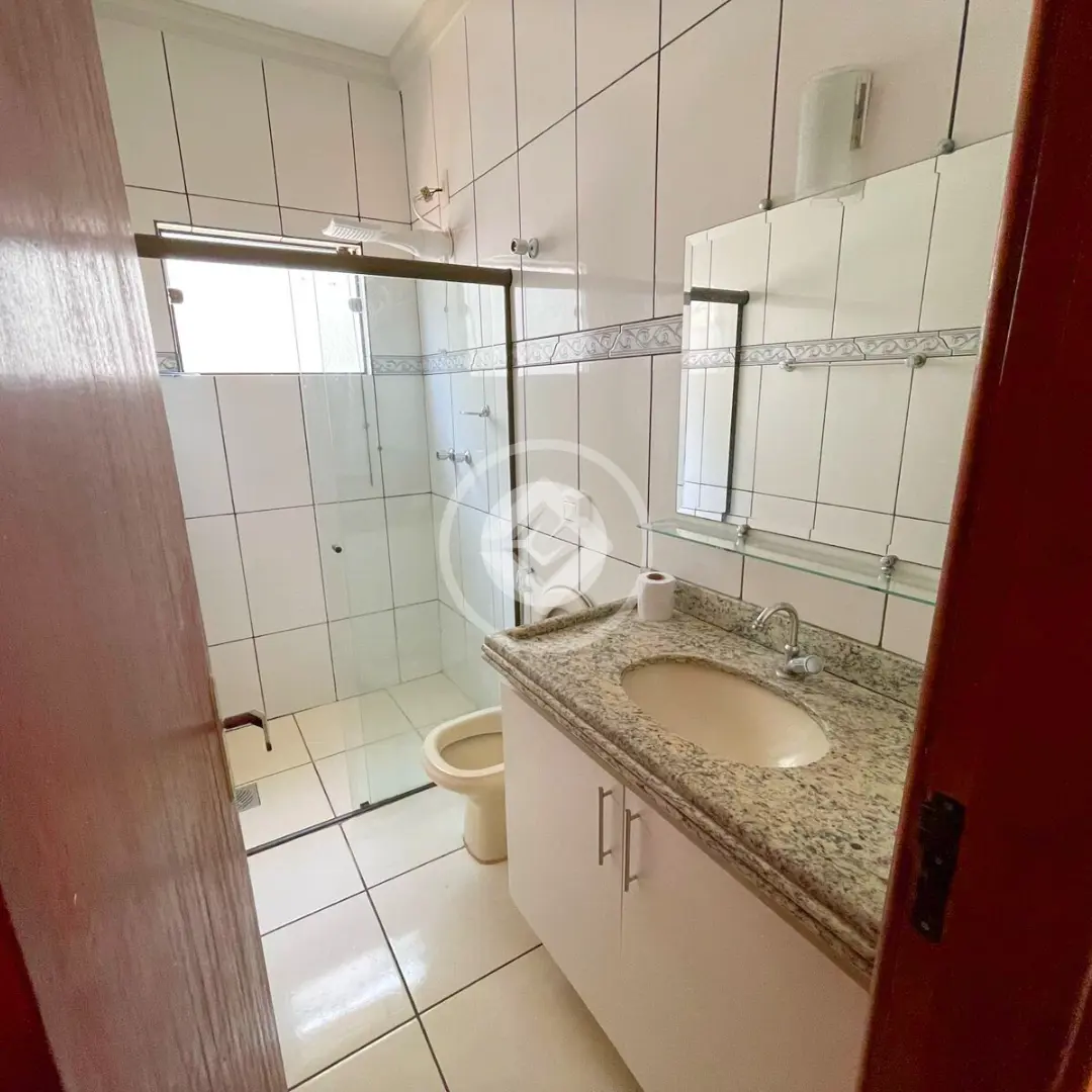 Casa 4 quartos no Guilhermina Vieira Chaer, Araxá — foto 3 de 6