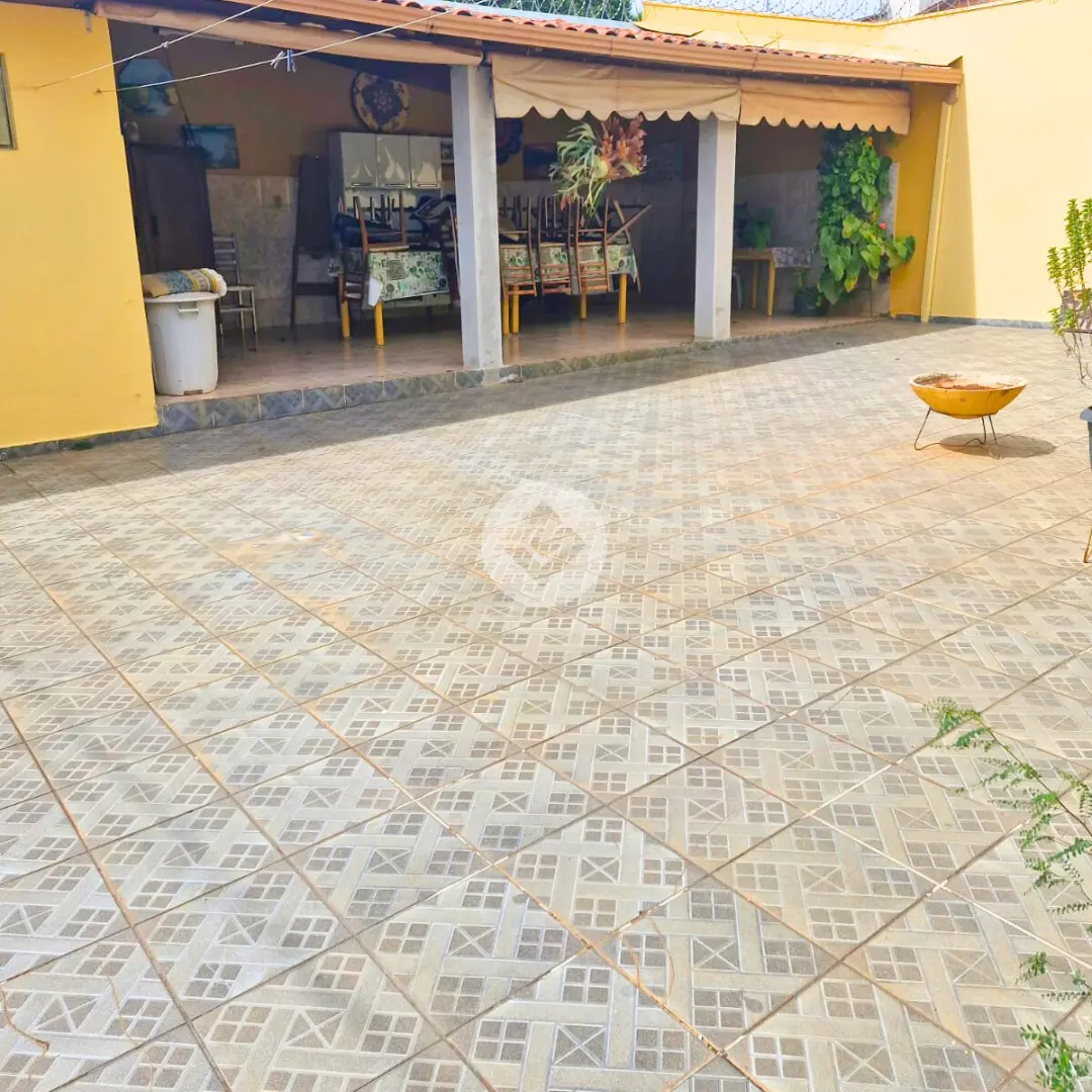 Casa 4 quartos no Vila Estância, Araxá — foto 4 de 5