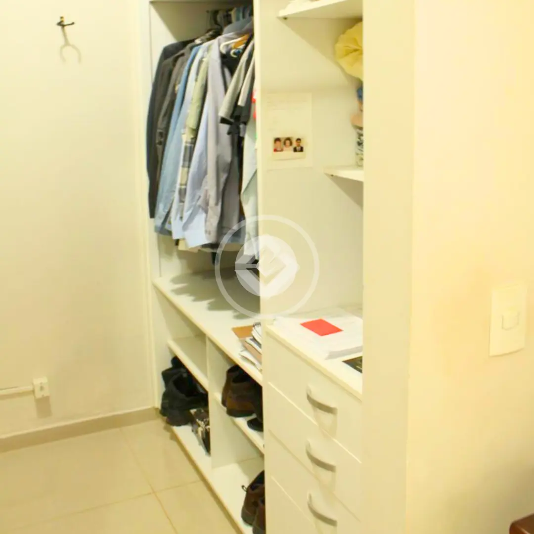 Casa 3 quartos no Guilhermina Vieira Chaer, Araxá — foto 5 de 6