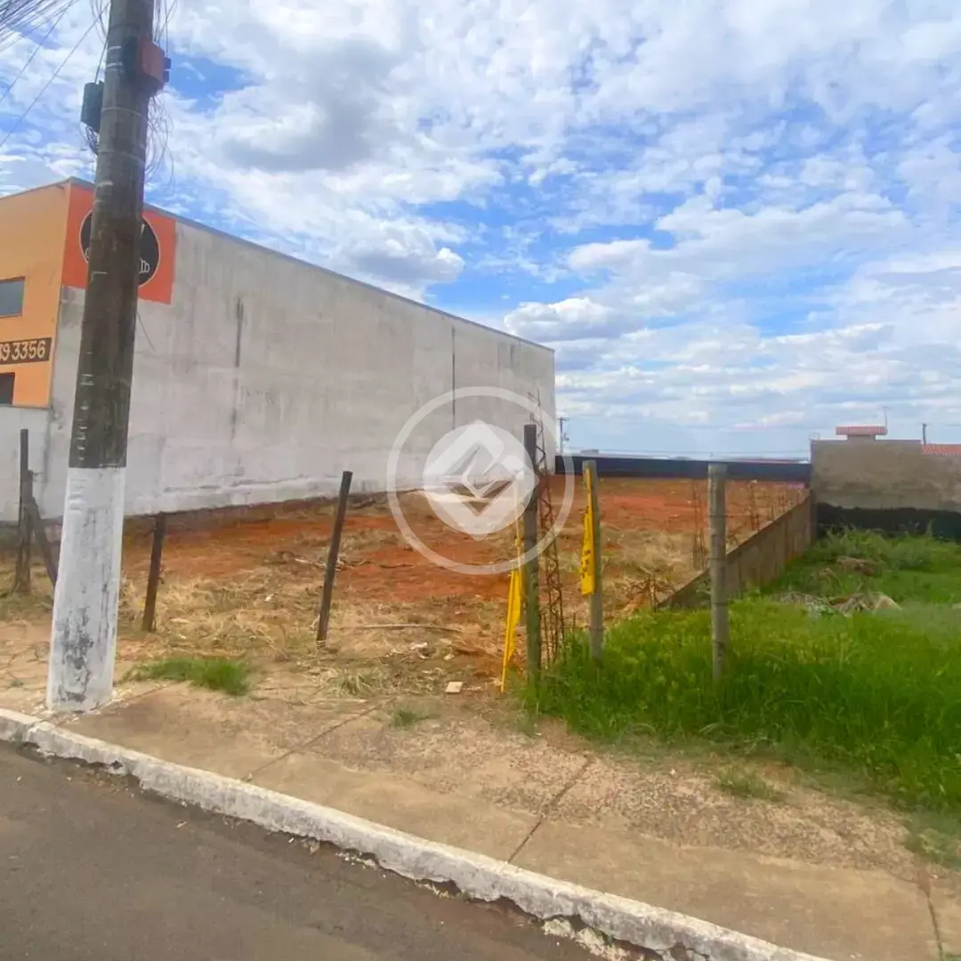 Terreno no Conjunto Habitacional Boa Vista, Araxá — foto 2 de 3