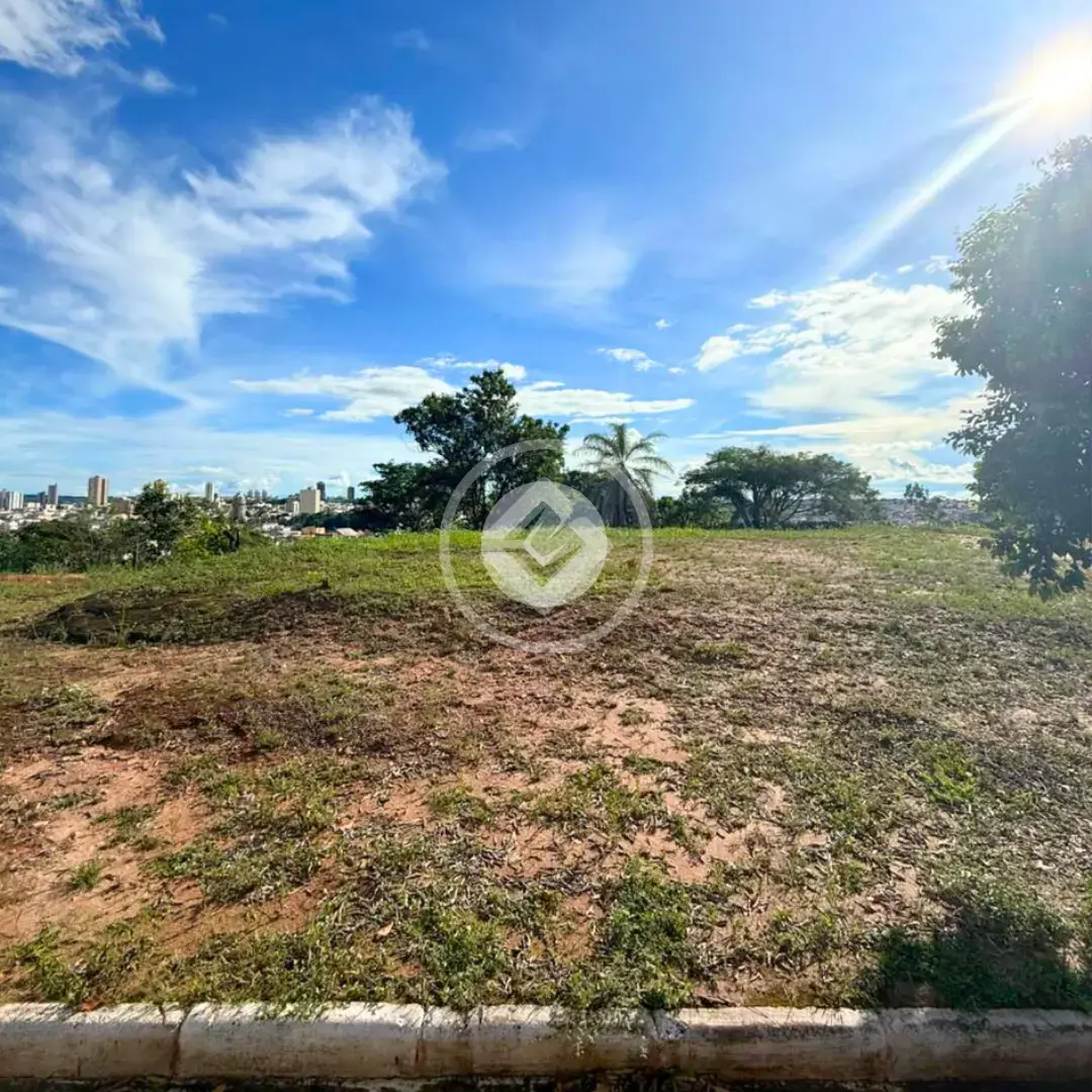 Terreno Condomínio Bom Jesus, Araxá - MG — foto 2