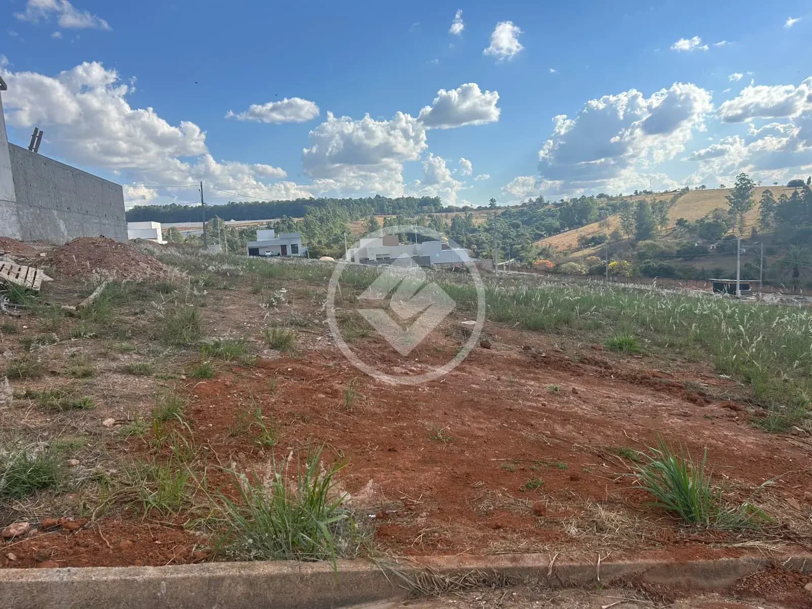 Terreno Condomínio Loteamento Residencial Condomínio Villágio II, Araxá - MG — foto 1