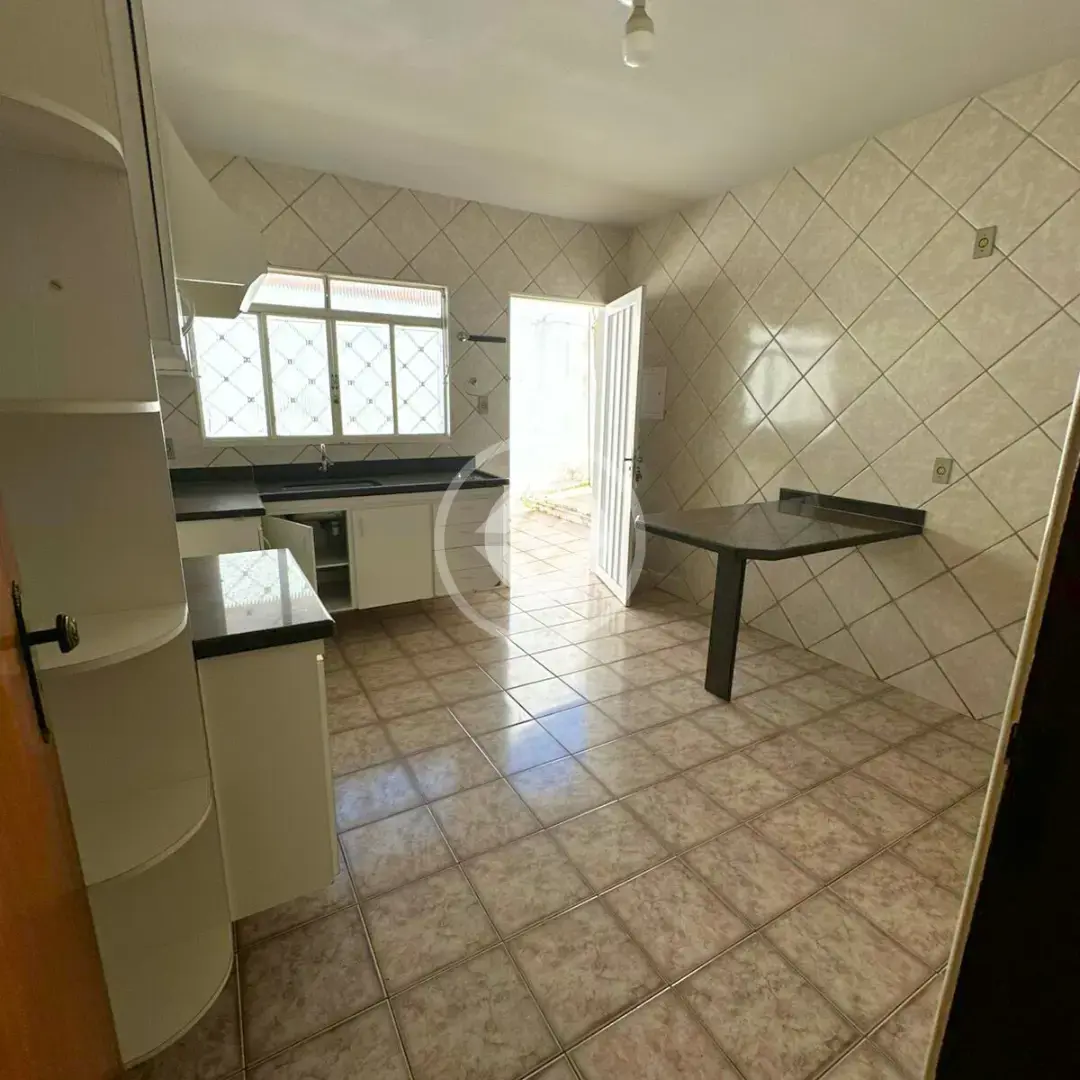 Casa 3 quartos no Vila Santa Terezinha, Araxá — foto 4 de 6