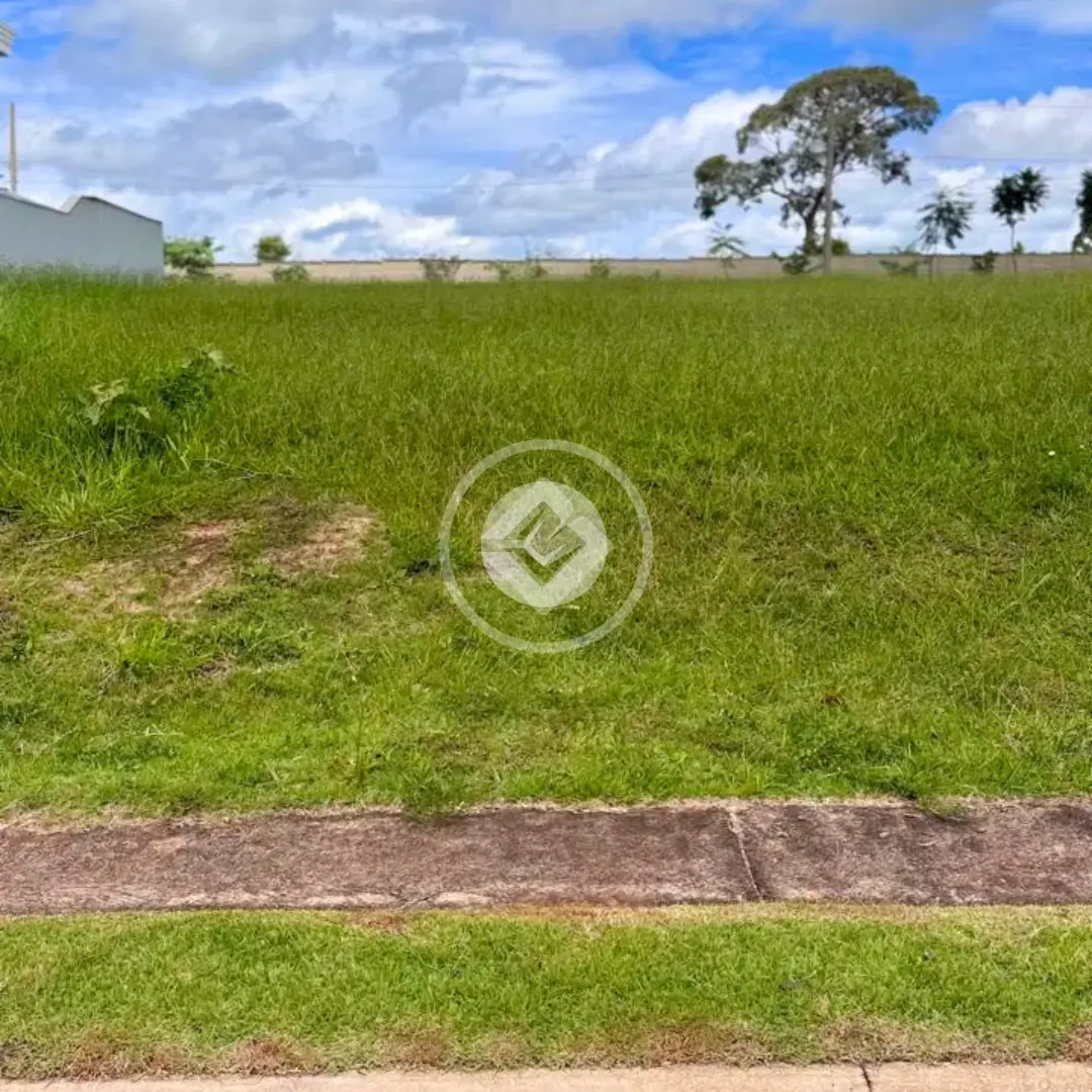 Terreno Condomínio Loteamento Villa das Artes, Araxá - MG — foto 2