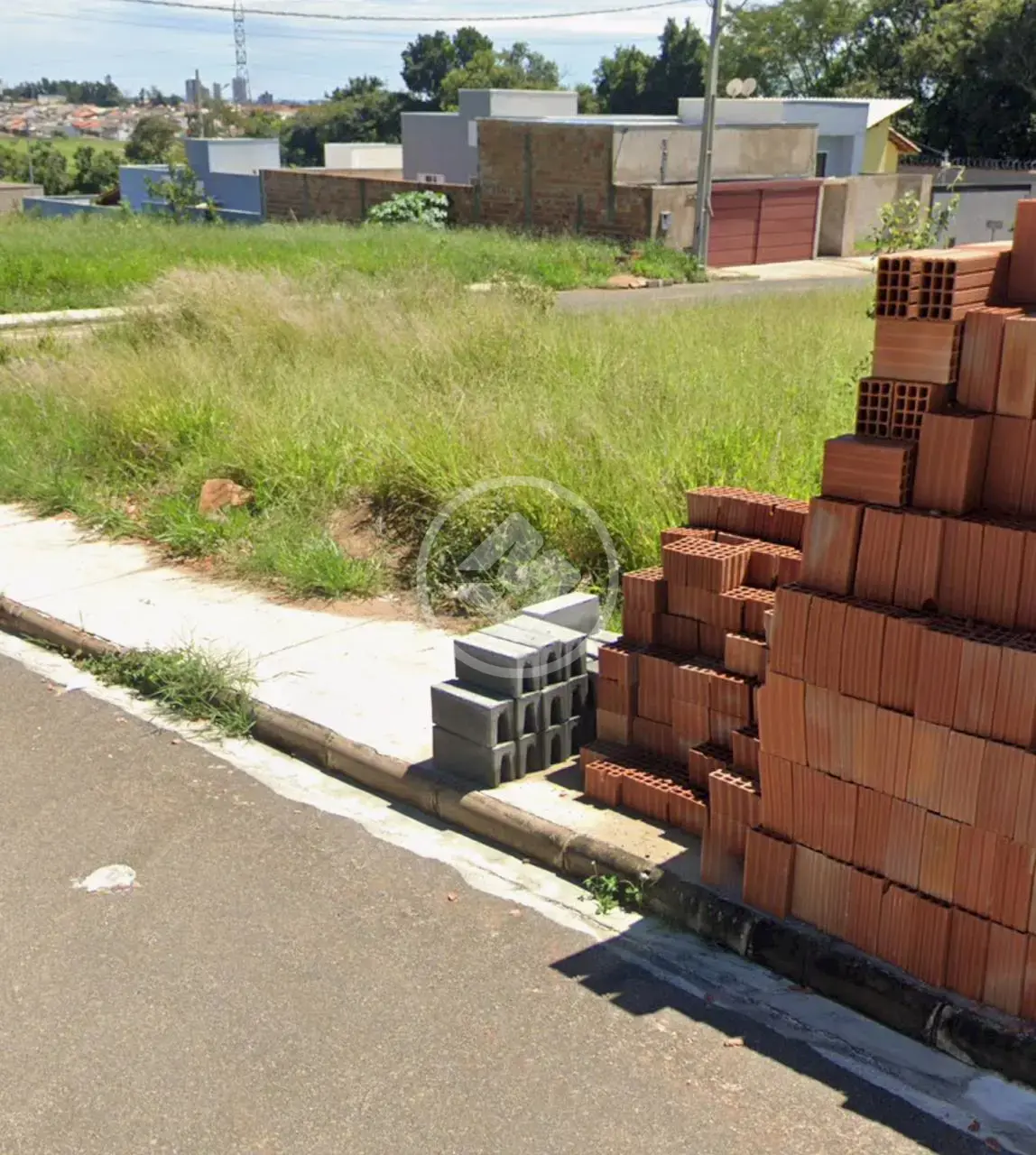 Terreno Loteamento Residencial Dona Adélia II, Araxá - MG — foto 1