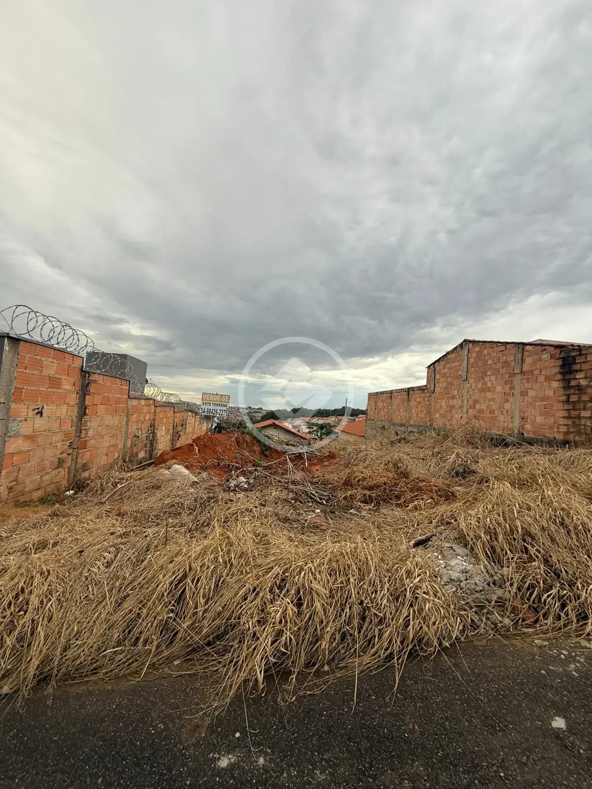 Terreno Loteamento Pep 12, Araxá - MG — foto 1