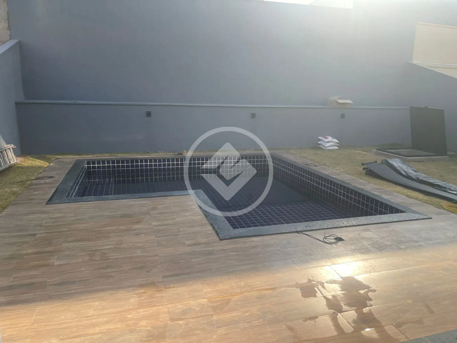 Sobrado Em Condomínio 4 quartos no Jardim Veneza, Senador Canedo — foto 3 de 6