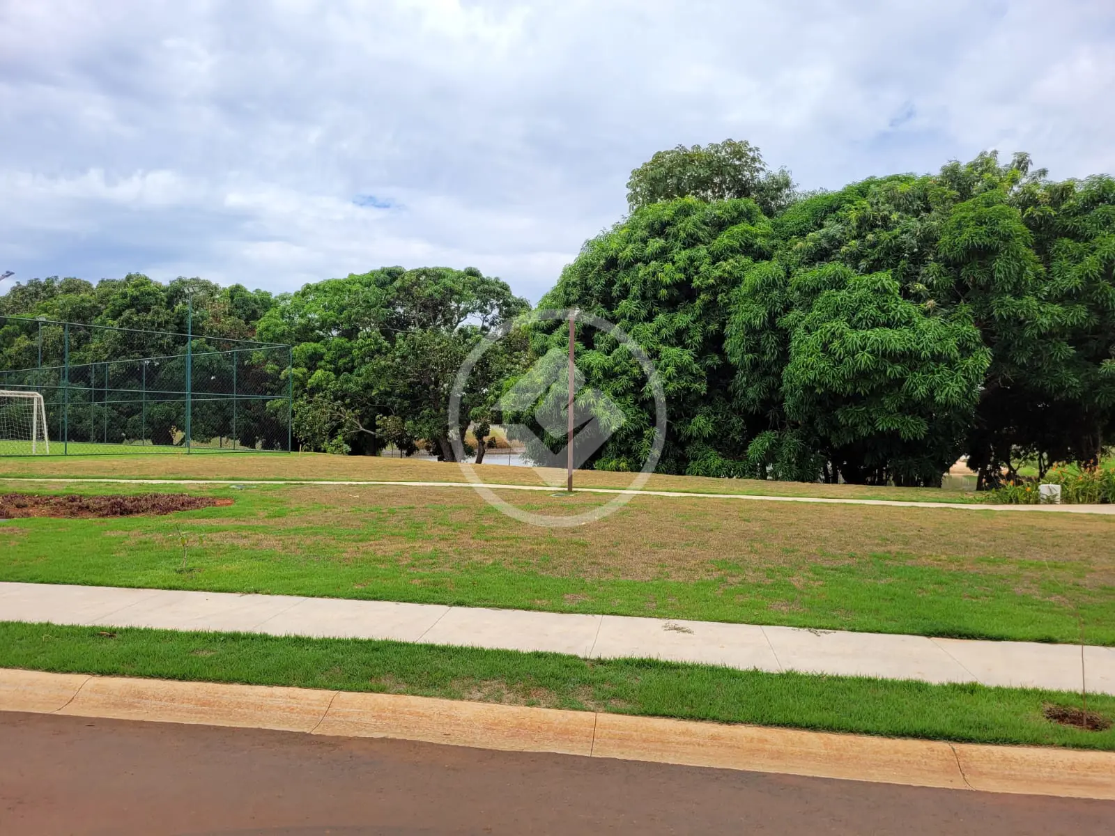 Terreno Condomínio no Parqville Quaresmeira, Trindade — foto 2 de 6