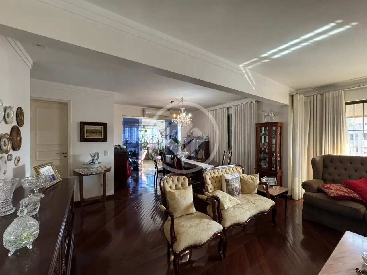 Apartamento Duplex 3 quartos no Setor Oeste, Goiânia — foto 3 de 6
