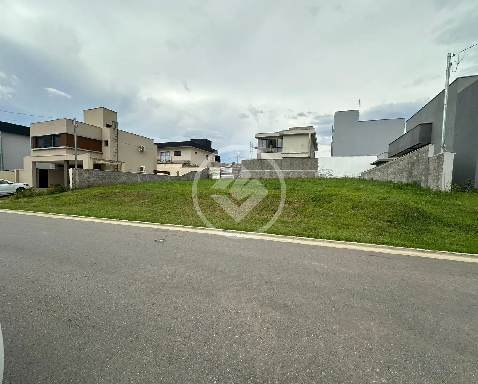 Terreno Condomínio Jardins Bolonha, Senador Canedo - GO — foto 2