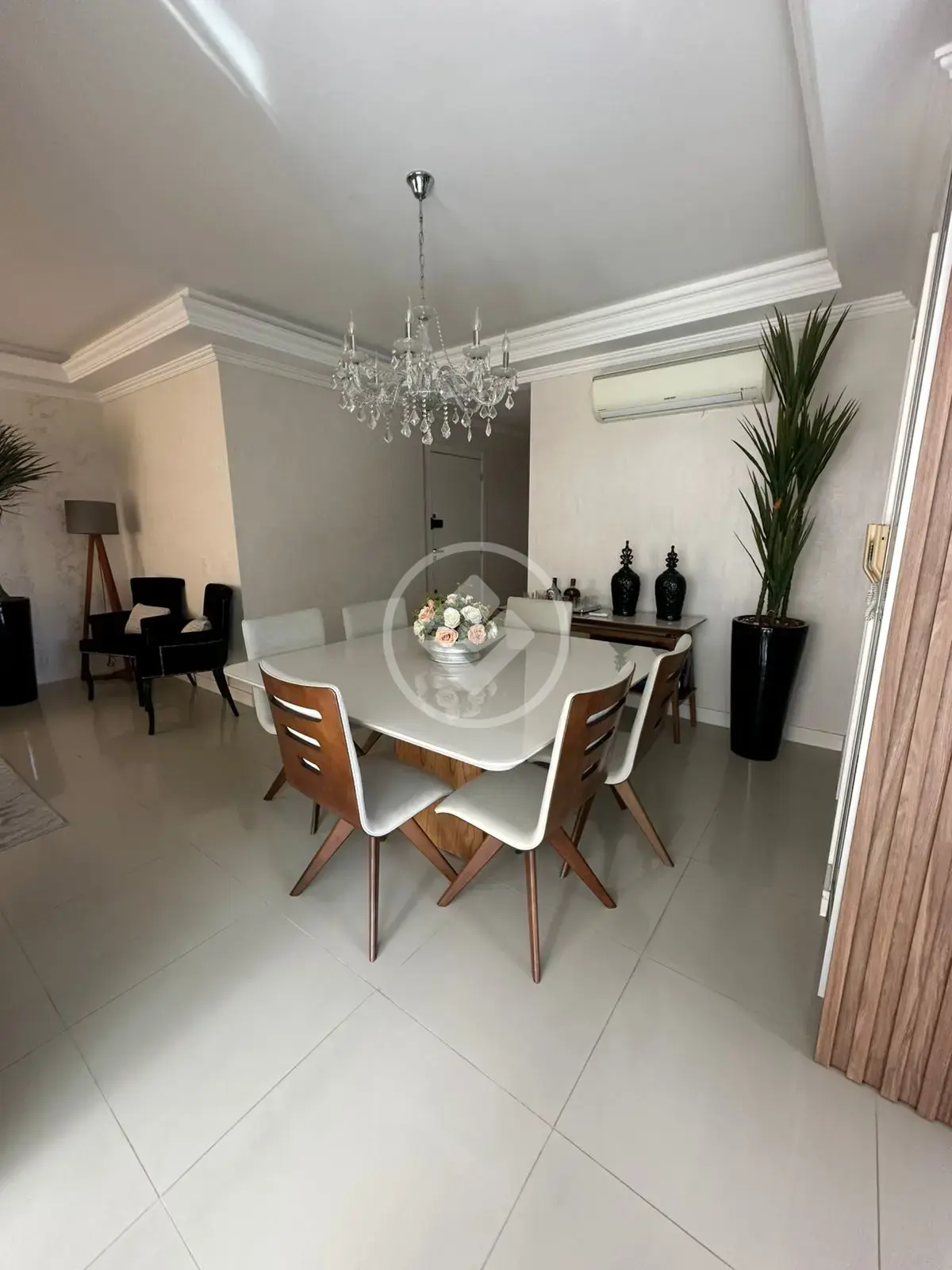 Apartamento 4 quartos no Meia Praia, Itapema — foto 4 de 6