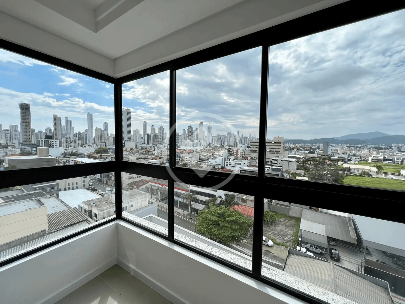 Apartamento Centro, Balneário Camboriú - SC — foto 1