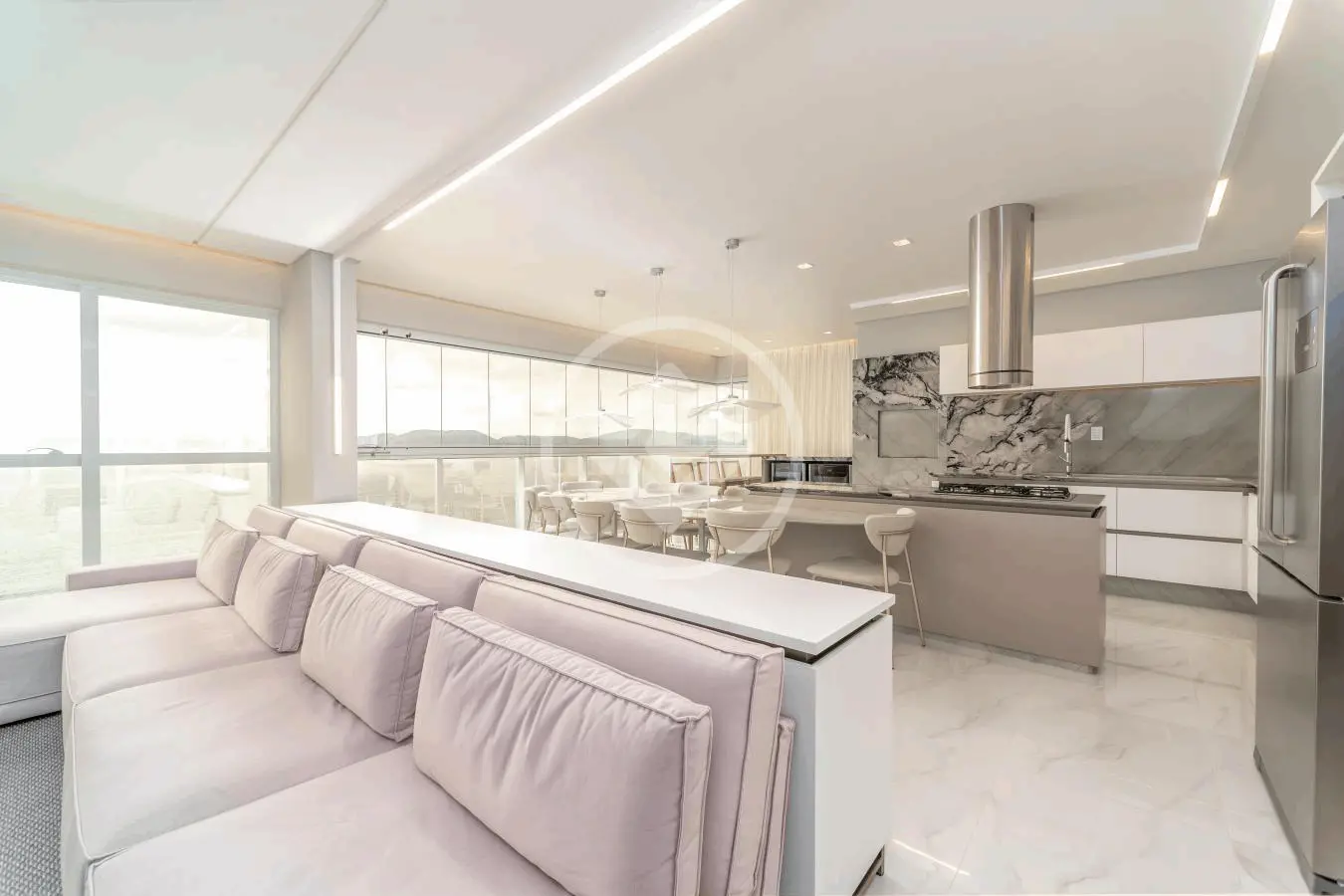 Apartamento 4 quartos no Meia Praia, Itapema — foto 4 de 6