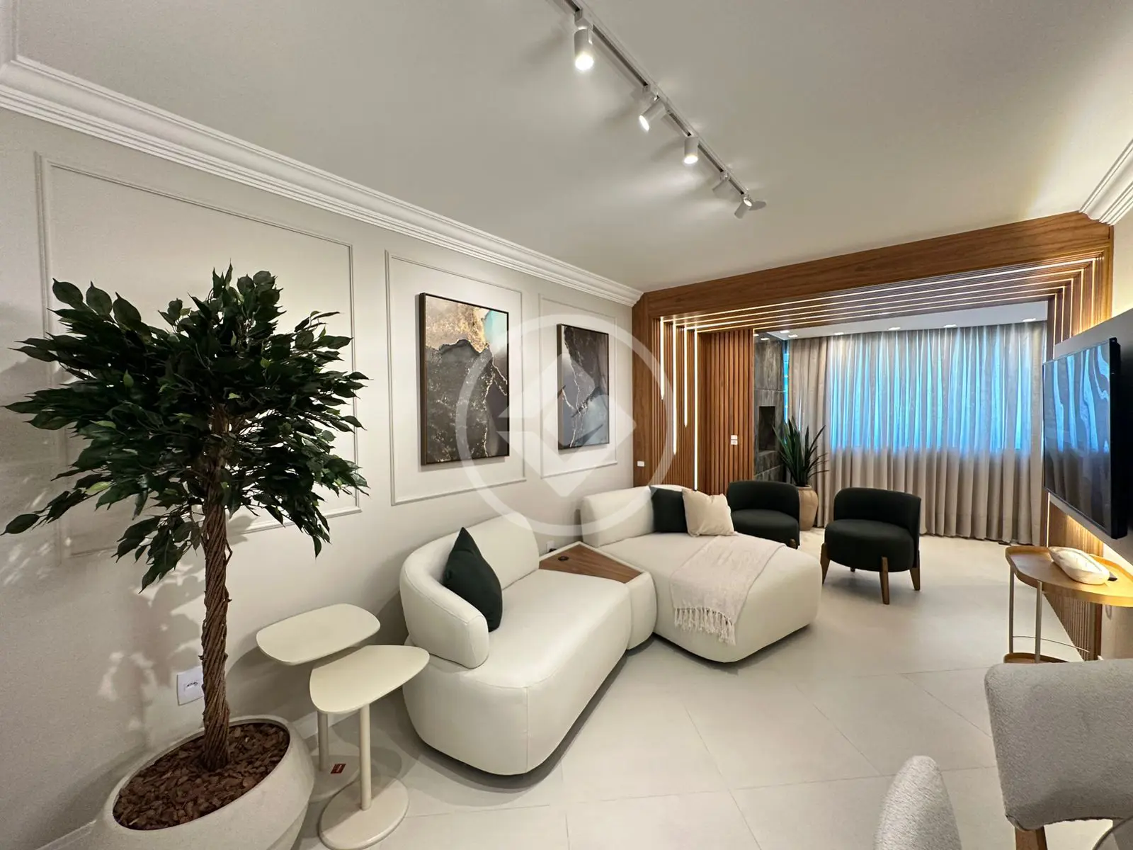 Apartamento de 3 quartos no Pioneiros - Balneário Camboriú
