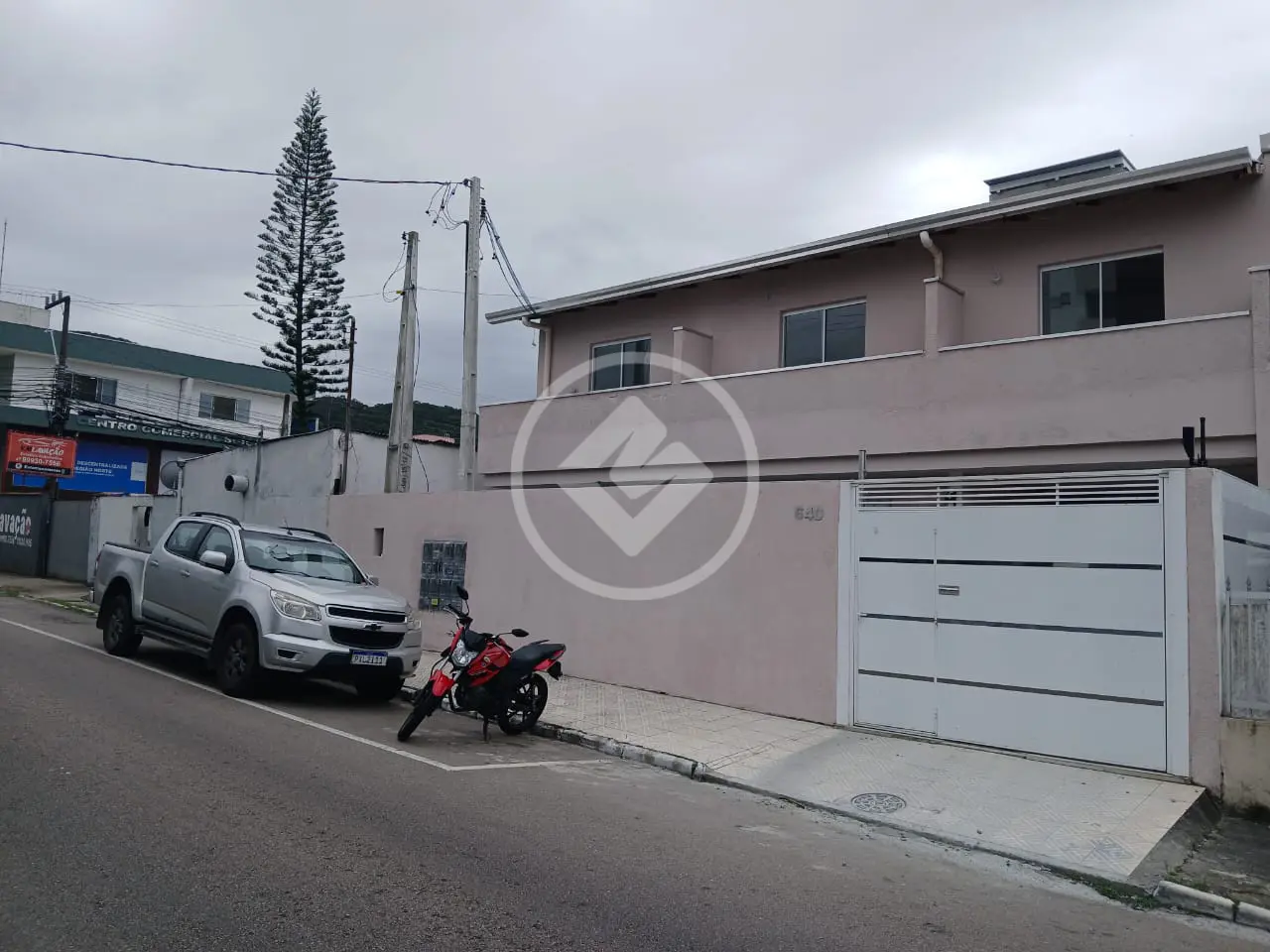 Bairro: Nações Valor: R$ 2.350.000,00