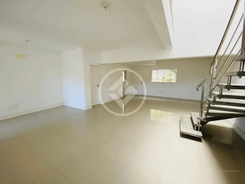 Casa 3 quartos no Praia dos Amores, Balneário Camboriú — foto 4 de 6