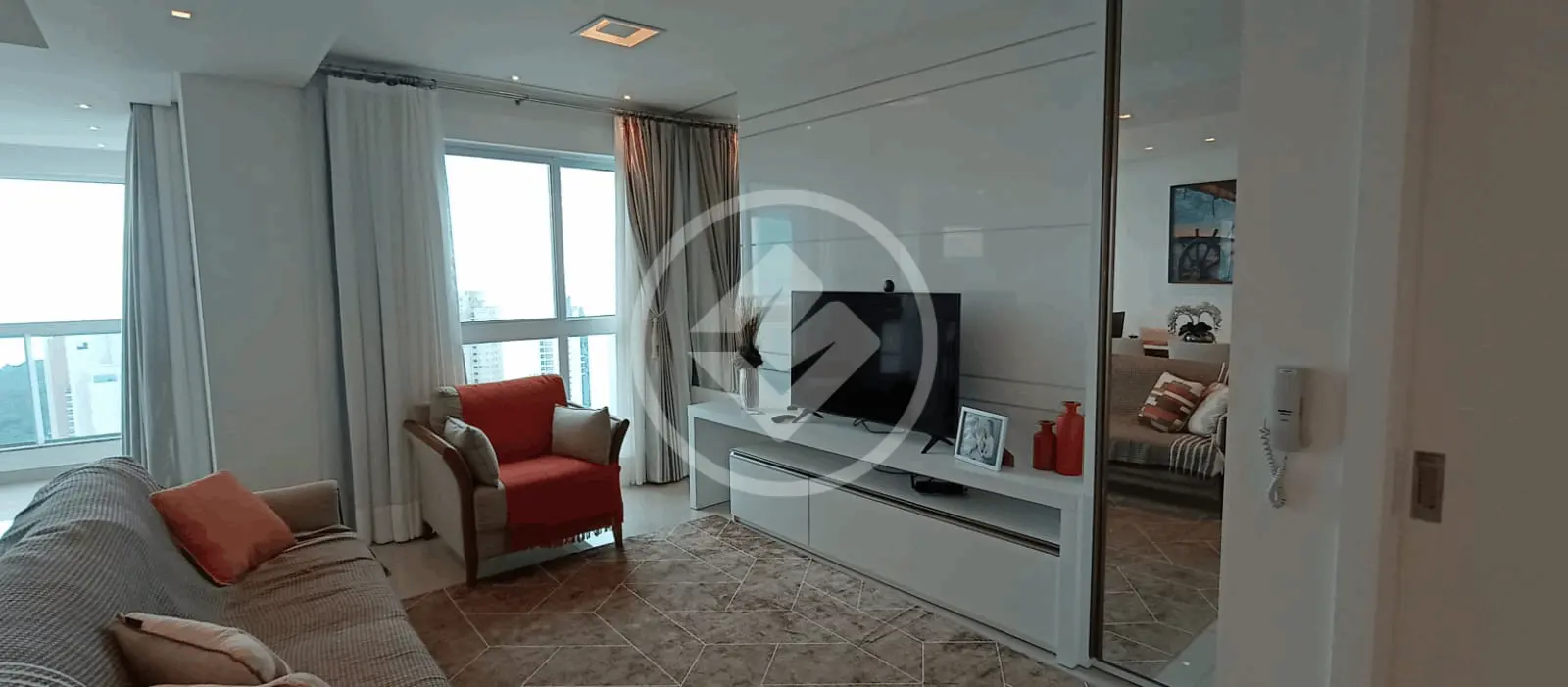 Apartamento PIONEIROS, Balneário Camboriú - SC — foto 1
