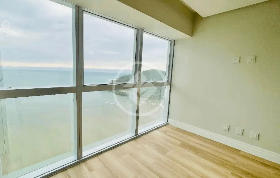 Cond.: One Tower Bairro: Barra Sul