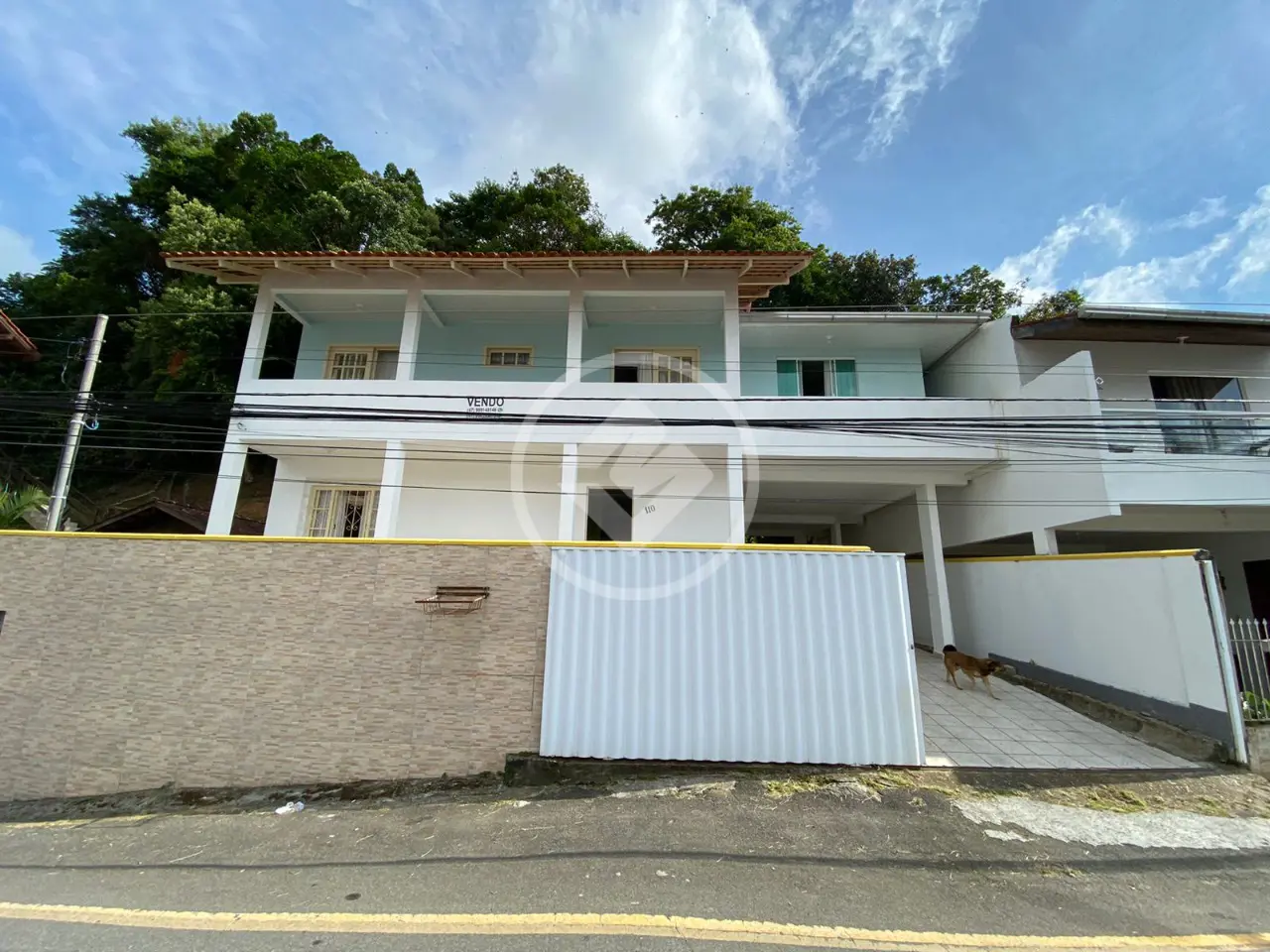 Casa a venda no bairro Nações. Valor: R$ 1.400.000,00