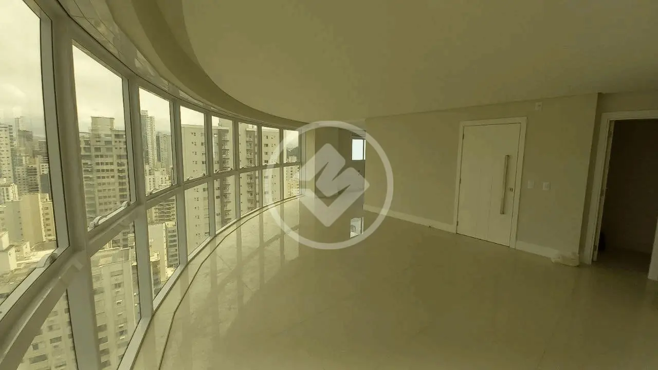Apartamento Centro, Balneário Camboriú - SC — foto 1