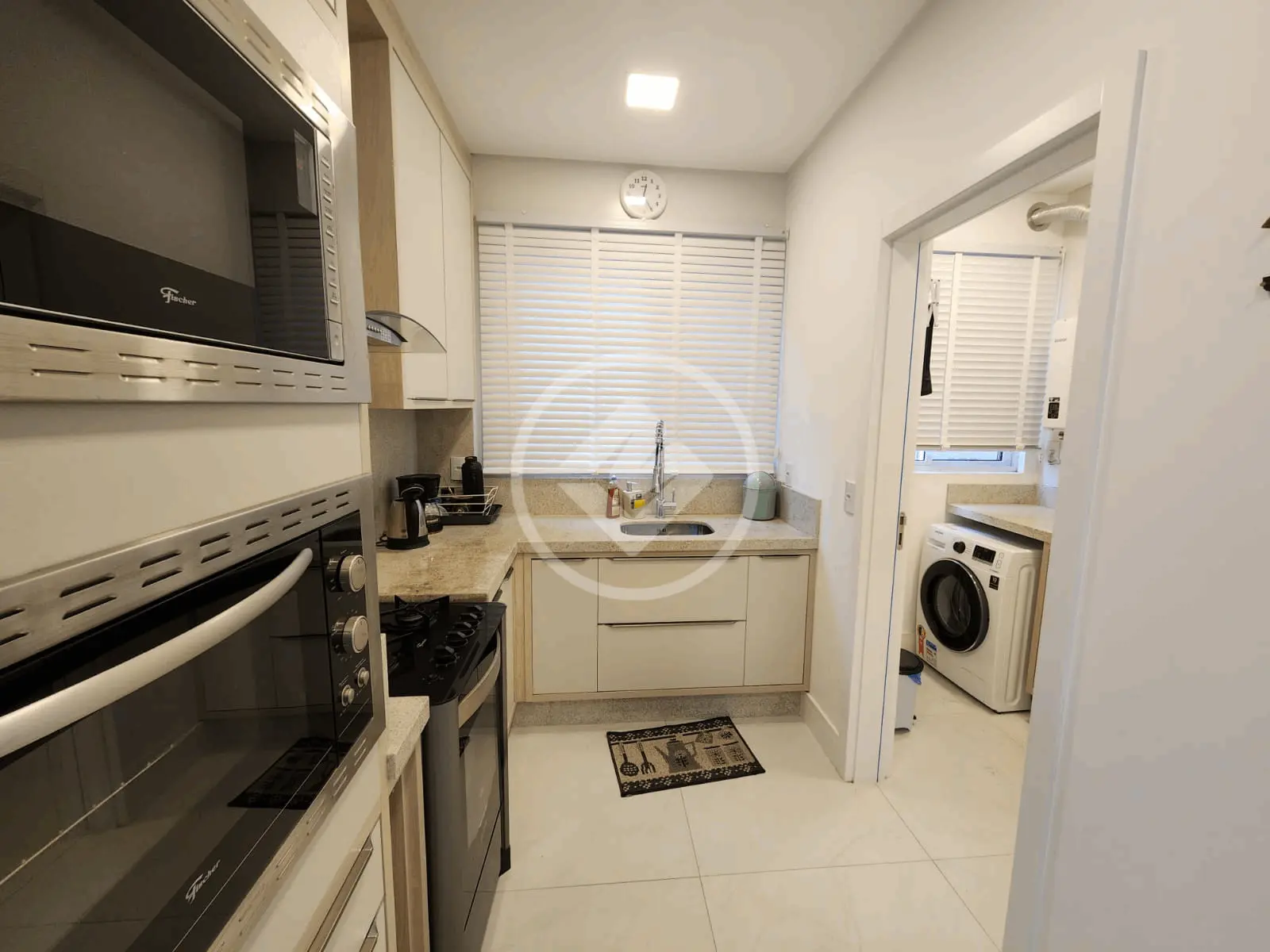 Apartamento 3 quartos no Meia Praia, Itapema — foto 3 de 6