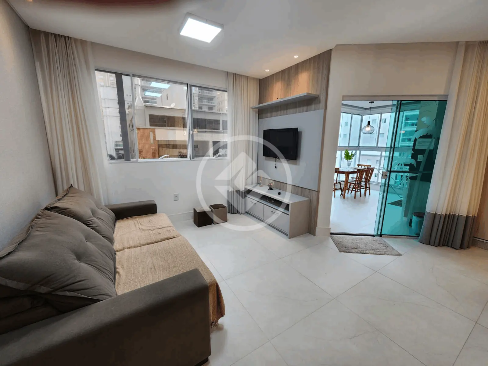 Apartamento Meia Praia, Itapema - SC — foto 1