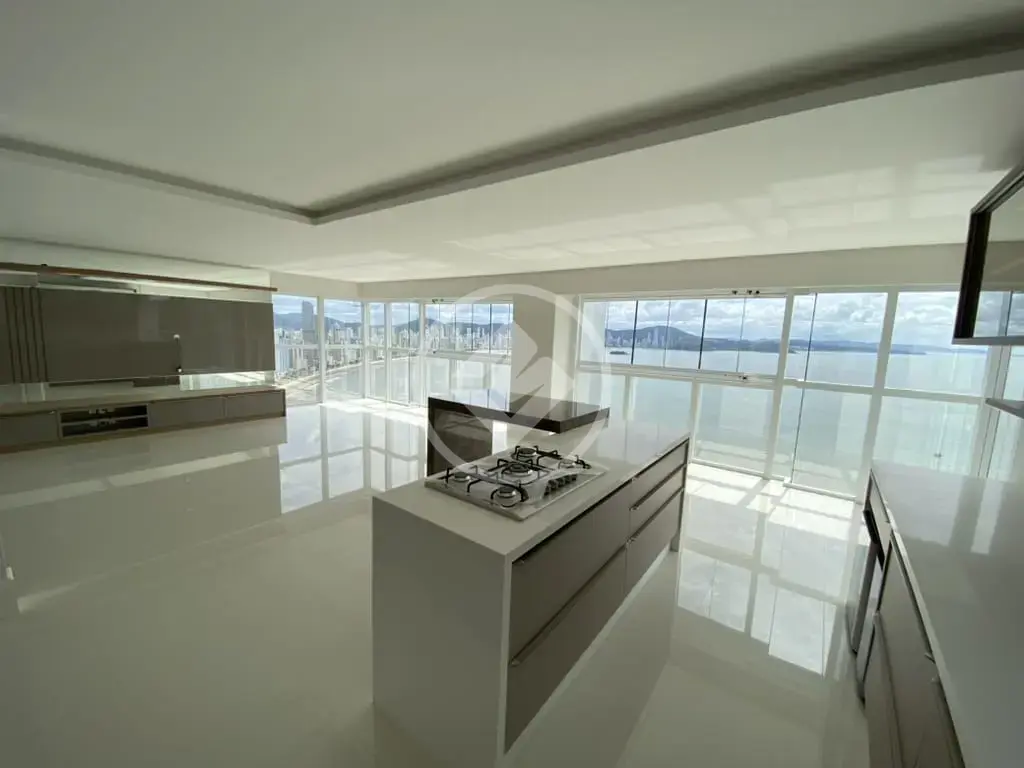 Apartamento Centro, Balneário Camboriú - SC — foto 1
