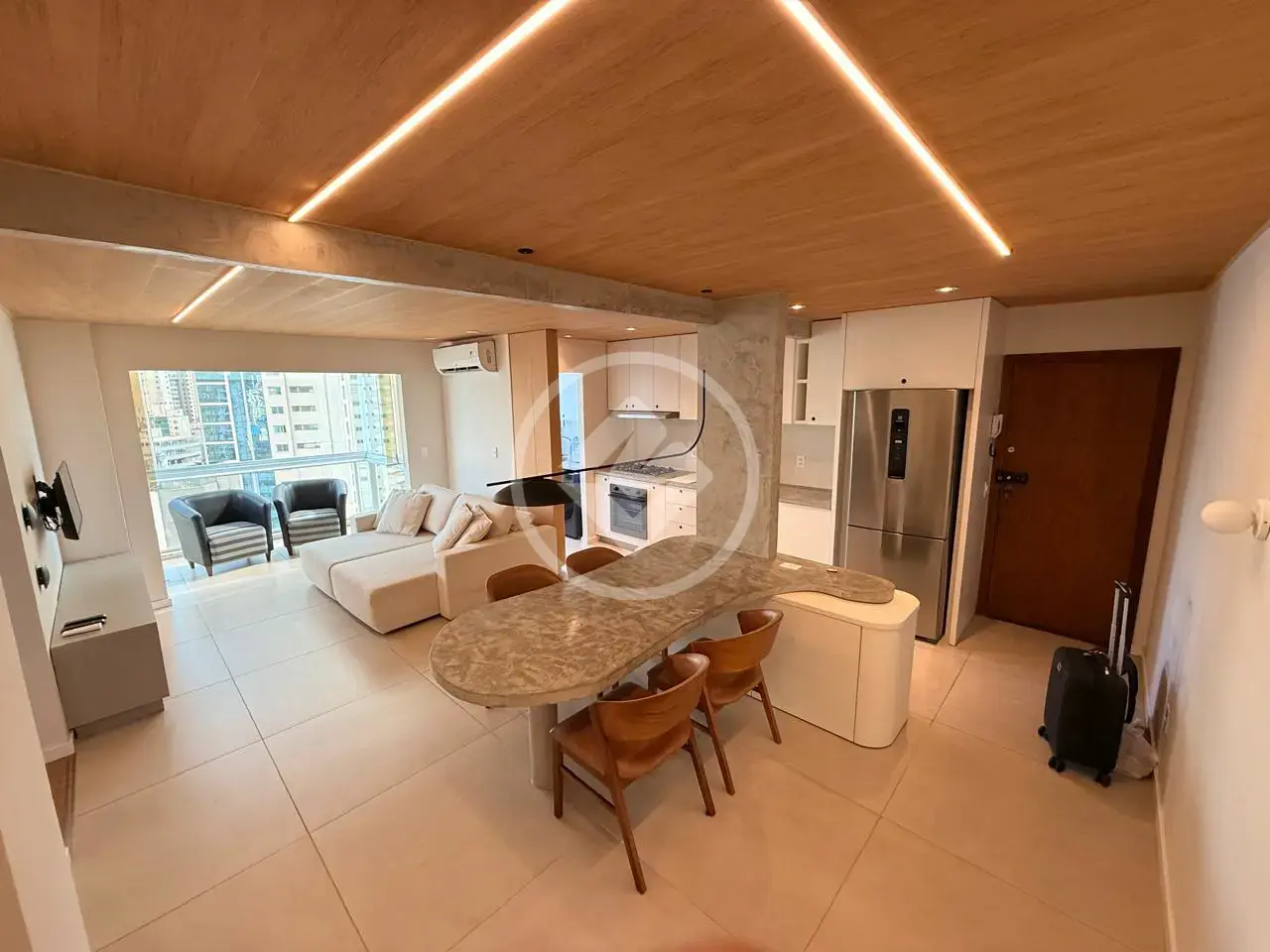 Apartamento Centro, Balneário Camboriú - SC — foto 1