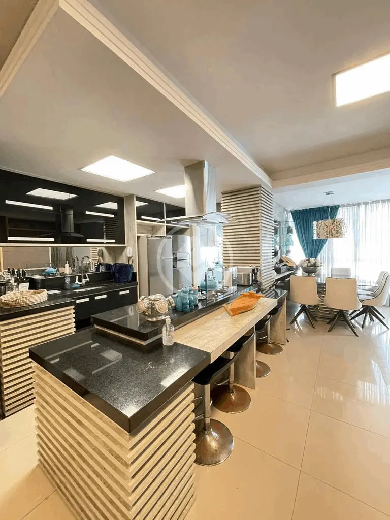 Apartamento Centro, Balneário Camboriú - SC — foto 1